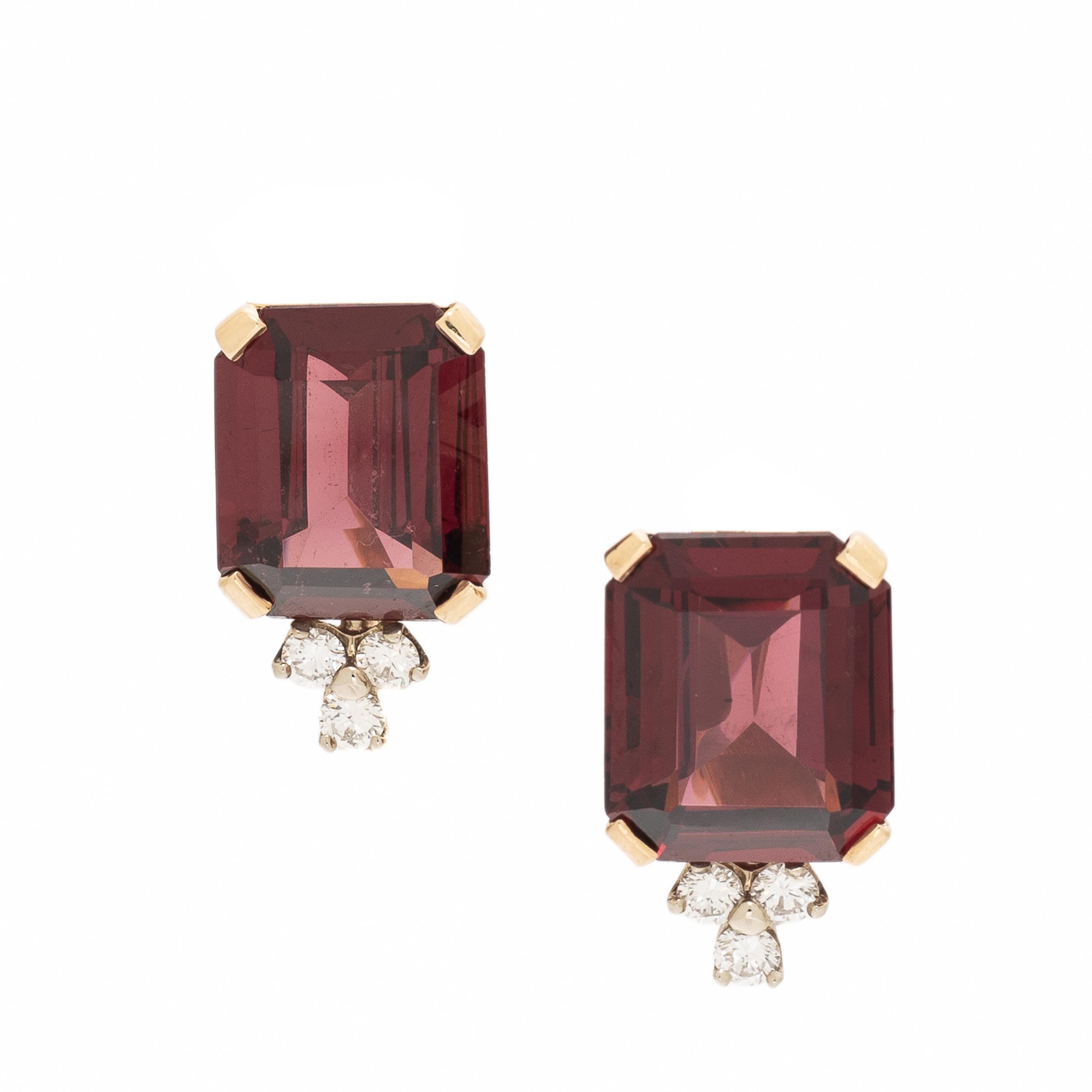 Garnet, Diamond, and Yellow Gold Earrings