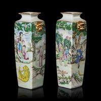 A Pair of Chinese Famille Rose Porcelain 'Figural' Square Vases, 19th-20th Century — 晚清-民國 粉彩武松打虎圖雙鋪首耳方瓶一對