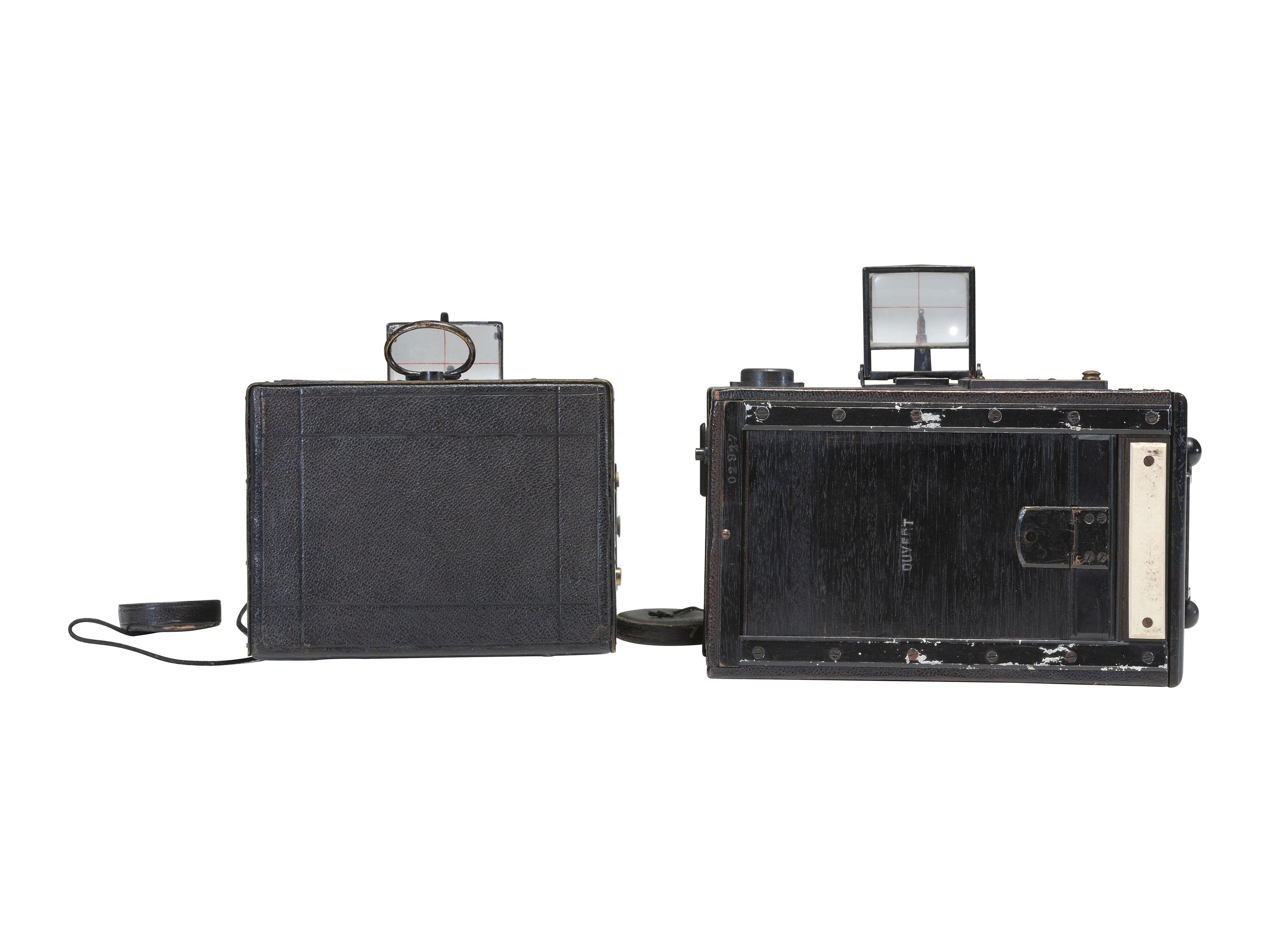 [CAMERAS]. Two French cameras, incl. Steno-Jumelle and Mackenstein.
