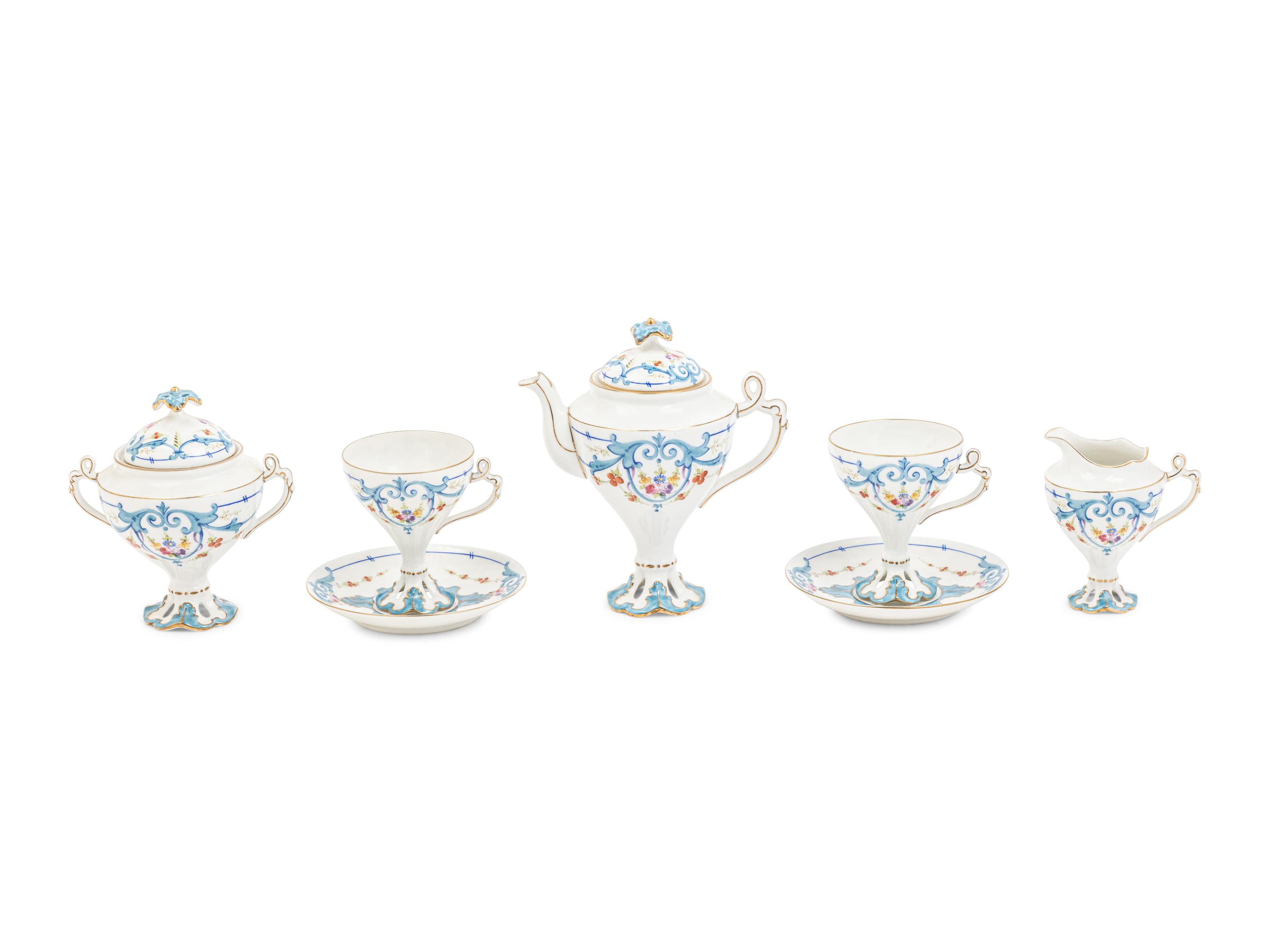 A Limoges Porcelain Tête-à-Tête