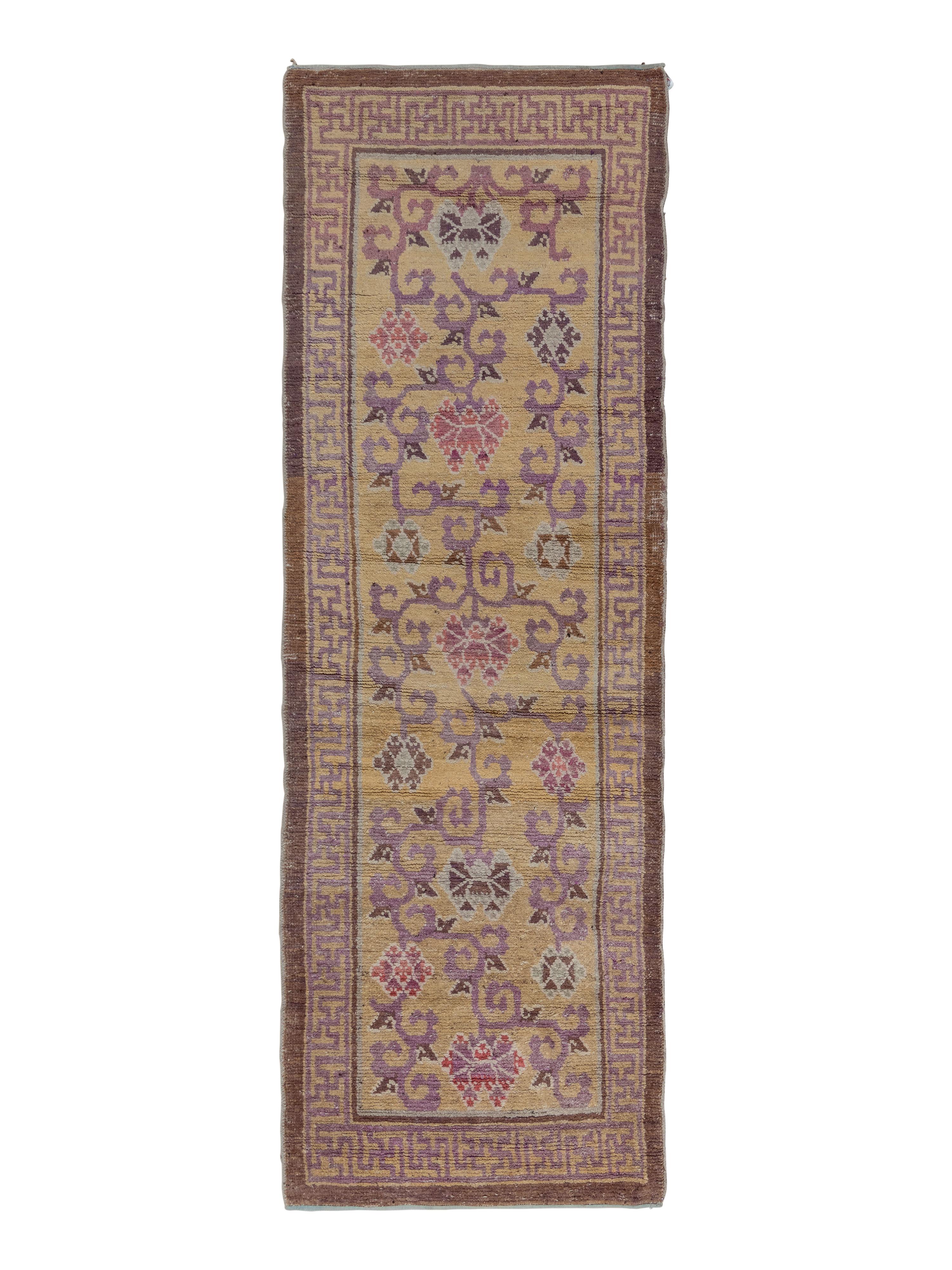 A Chinese Wool Runner