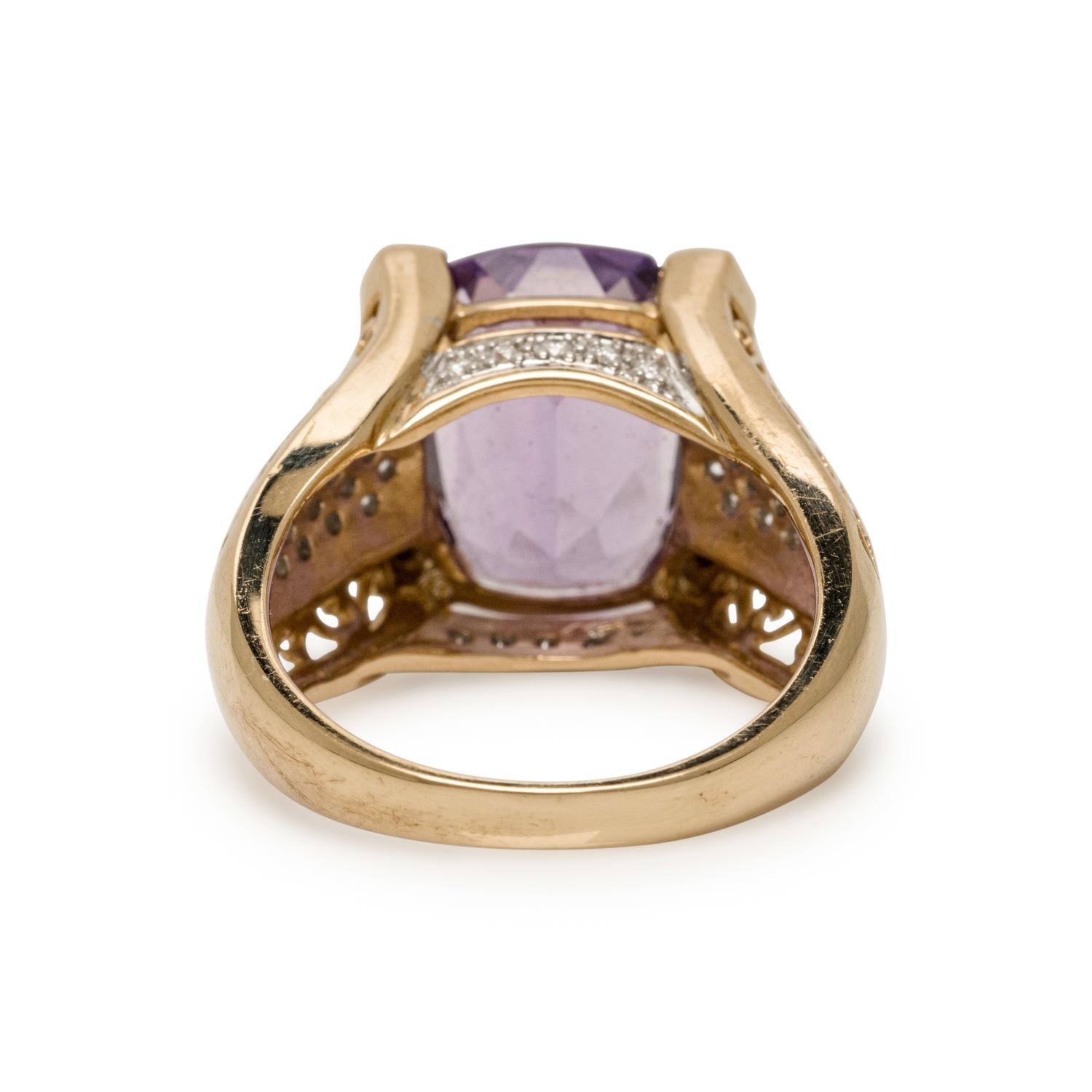 AMETHYST AND DIAMOND RING