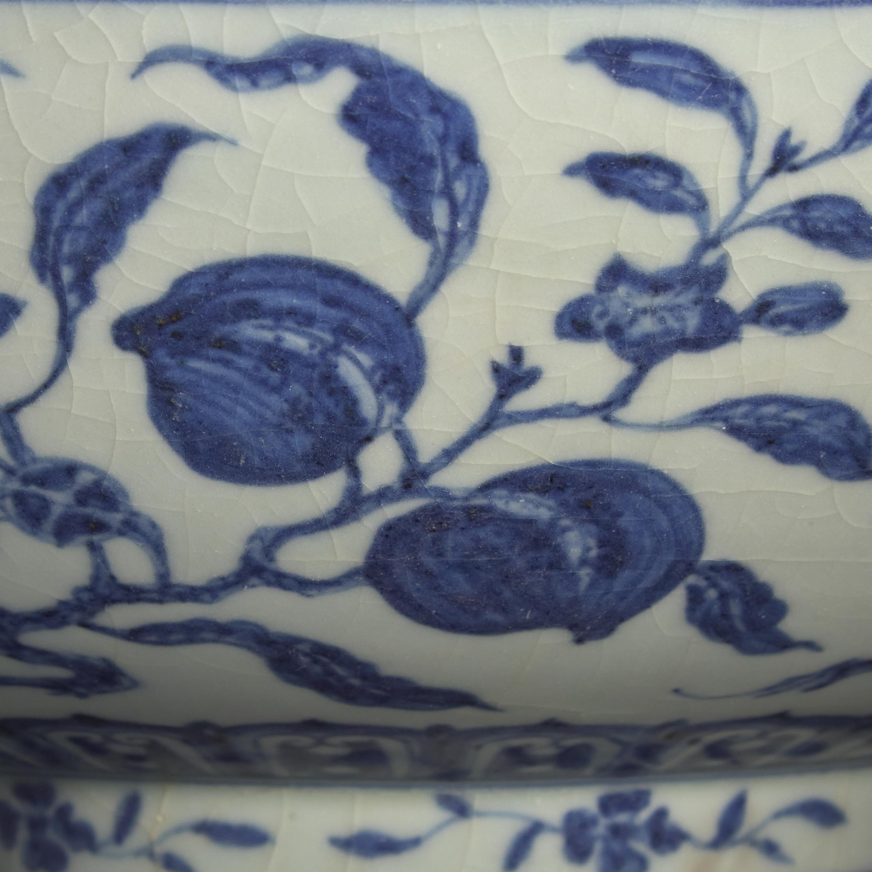 A Rare and Large Chinese Blue and White Porcelain 'Fruit and Flower' Bowl, Xuande Mark and Period — 明宣德 青花折枝瑞果紋大骰子盌