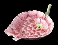A Chinese Famille Rose Porcelain 'Lotus' Cup