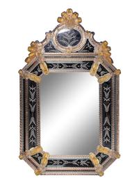 A Venetian Style Clear and Gilded Glass Mirror — 20TH CENTURY