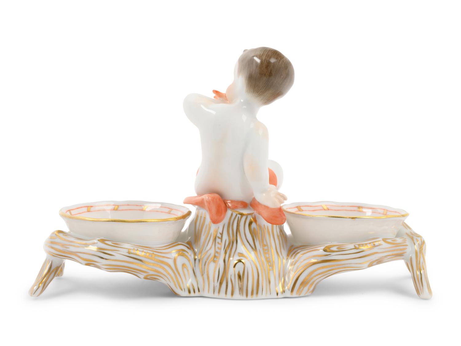 A Herend Porcelain Chinese Bouquet Salt Cellar
