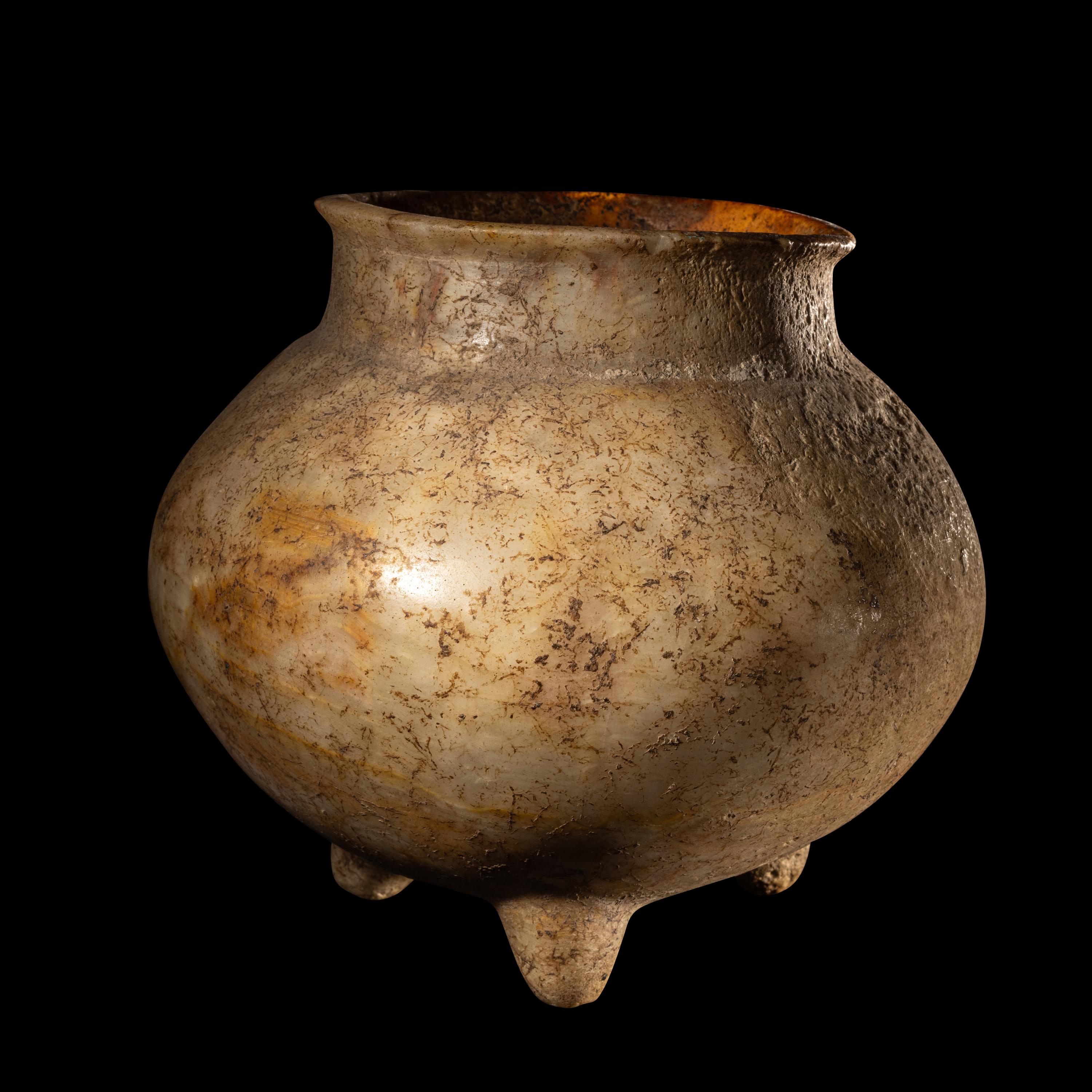 A Mixtec Onyx Tripod Bowl