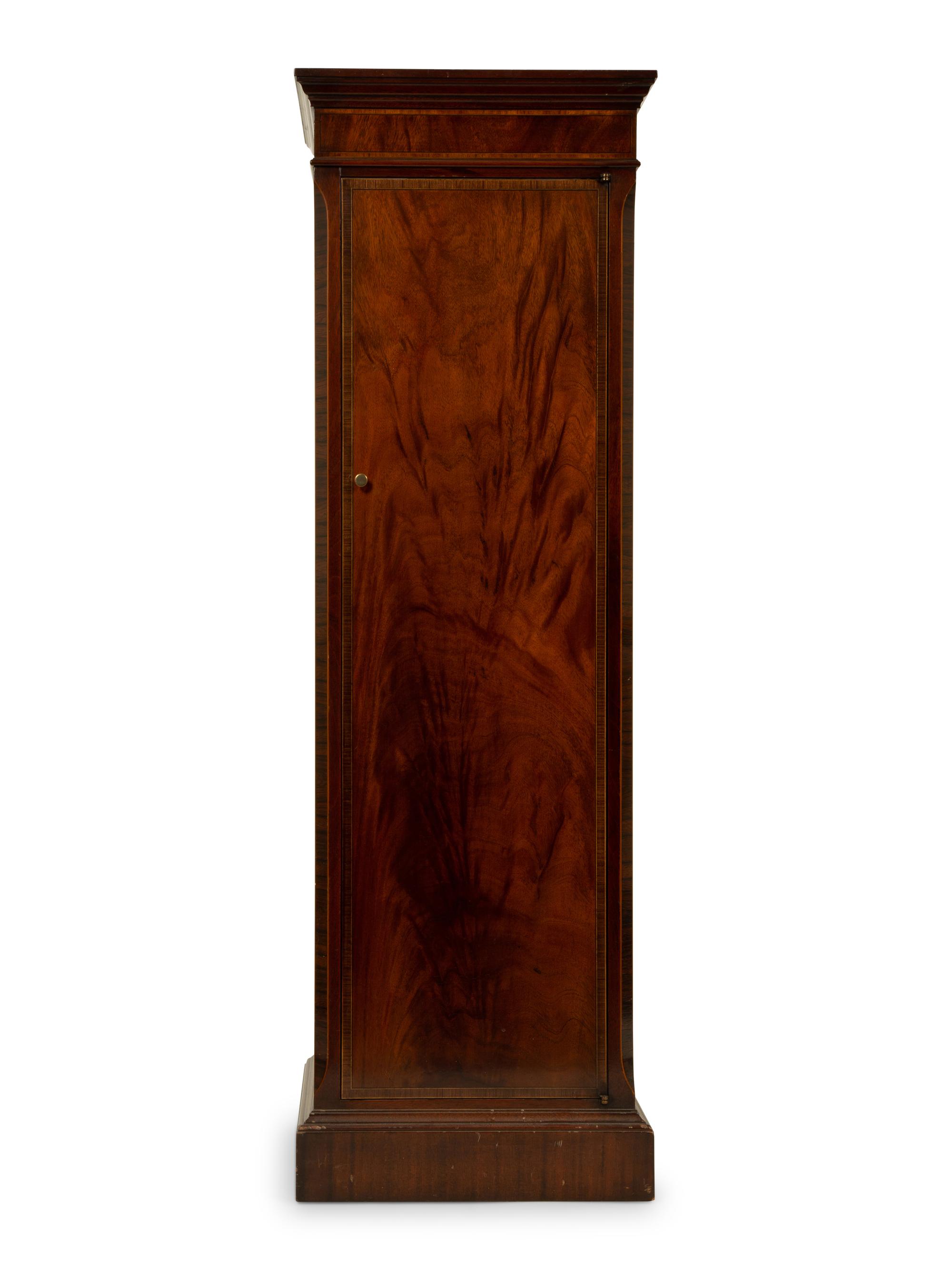A Regency Style Mahogany "Jupe" Metamorphic Dining Table — 20TH CENTURY