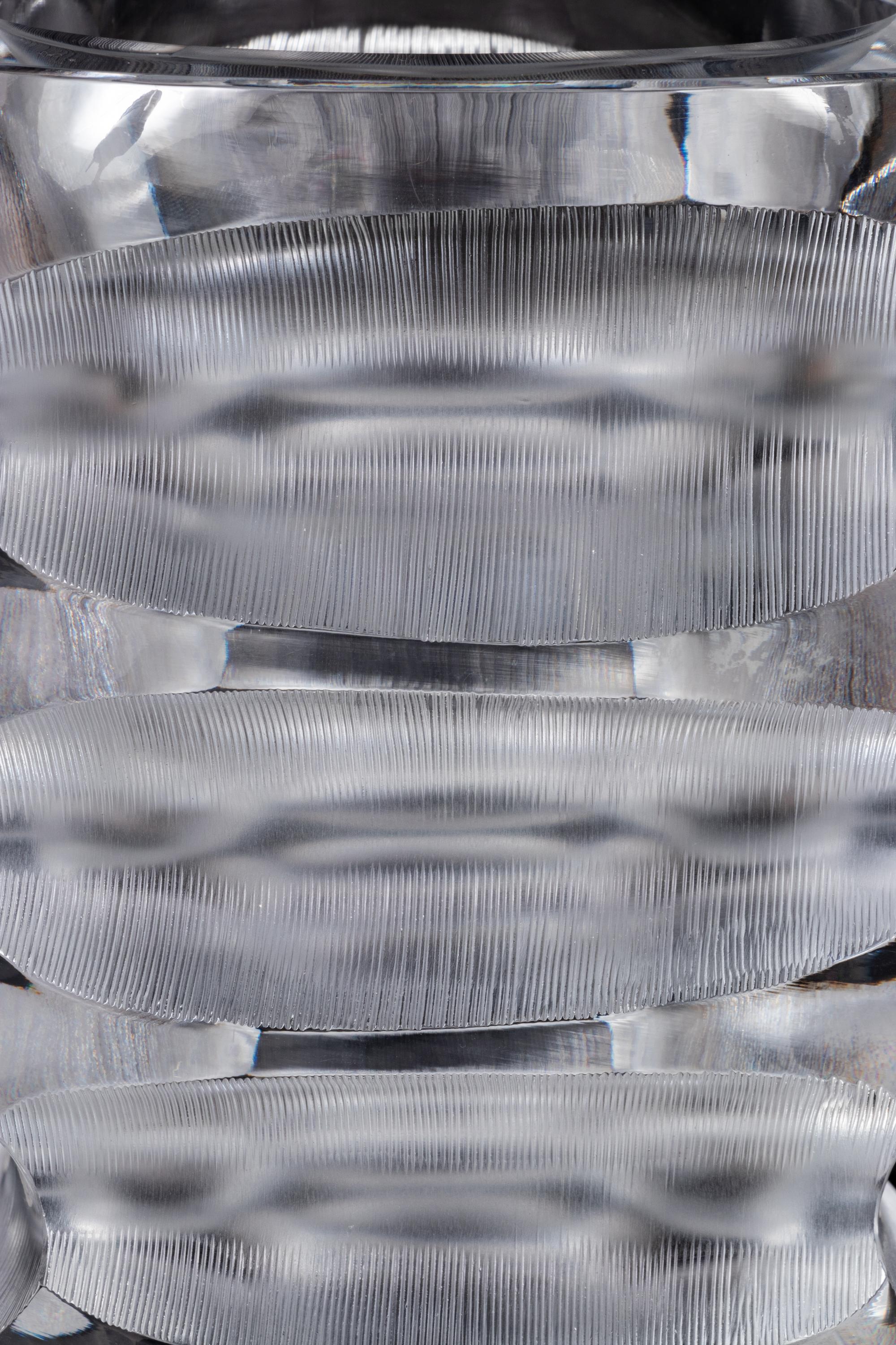 A Lalique Mortefontaine Vase