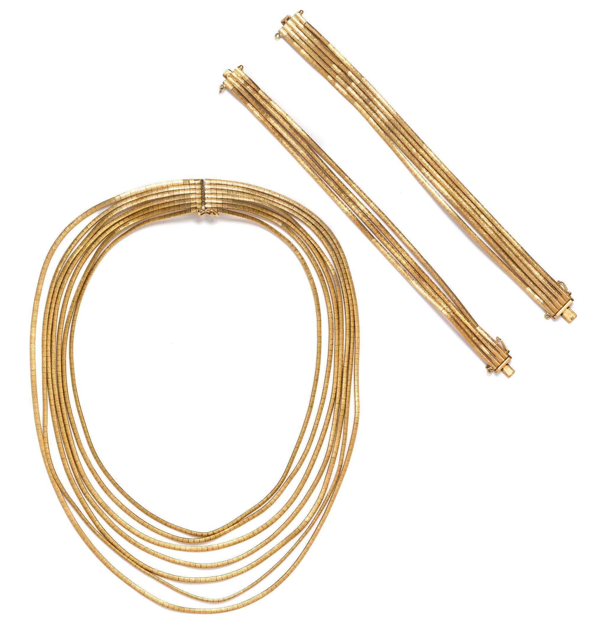 An 18 Karat Yellow Gold Demi Parure, 114.80 dwts.