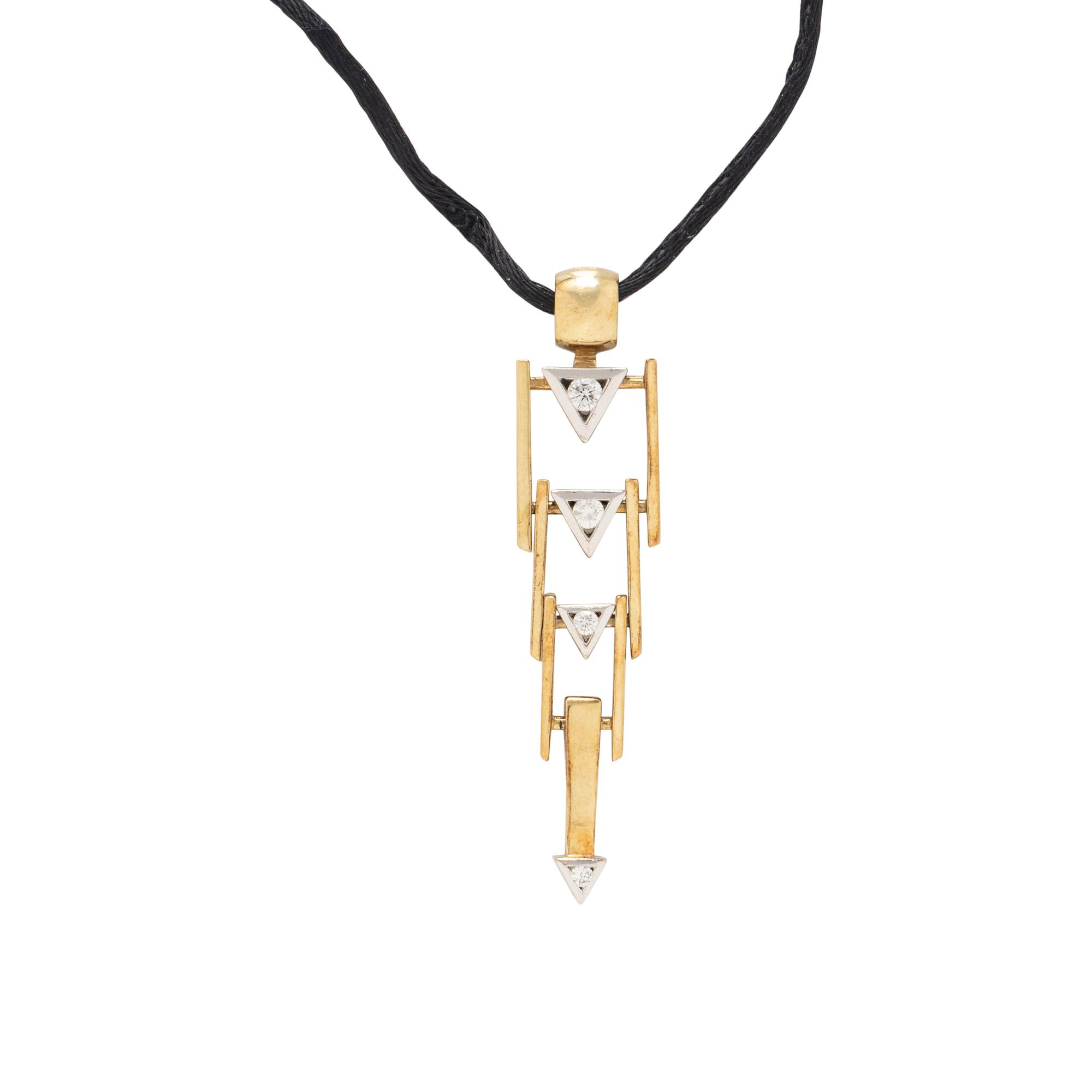 BICOLOR GOLD AND DIAMOND PENDANT