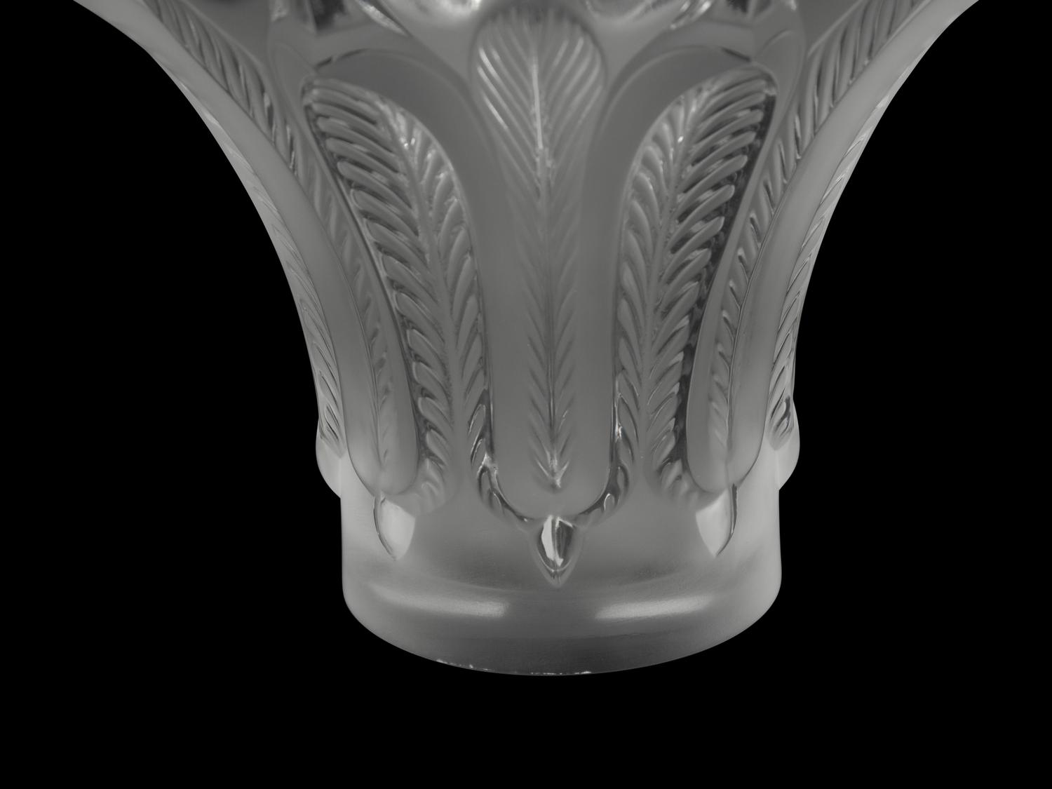 A Lalique Esna Vase