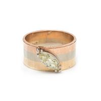TRICOLOR GOLD AND COLORED DIAMOND RING