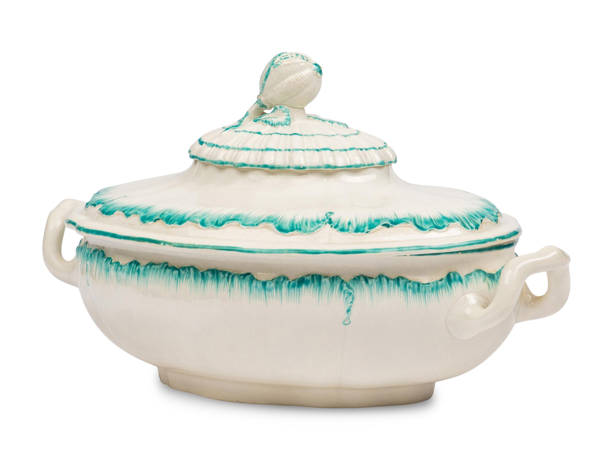 A Wedgwood Pearlware Tureen