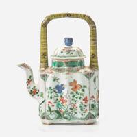 A Chinese famille verte teapot 素三彩茶壺 Kangxi period ? ??