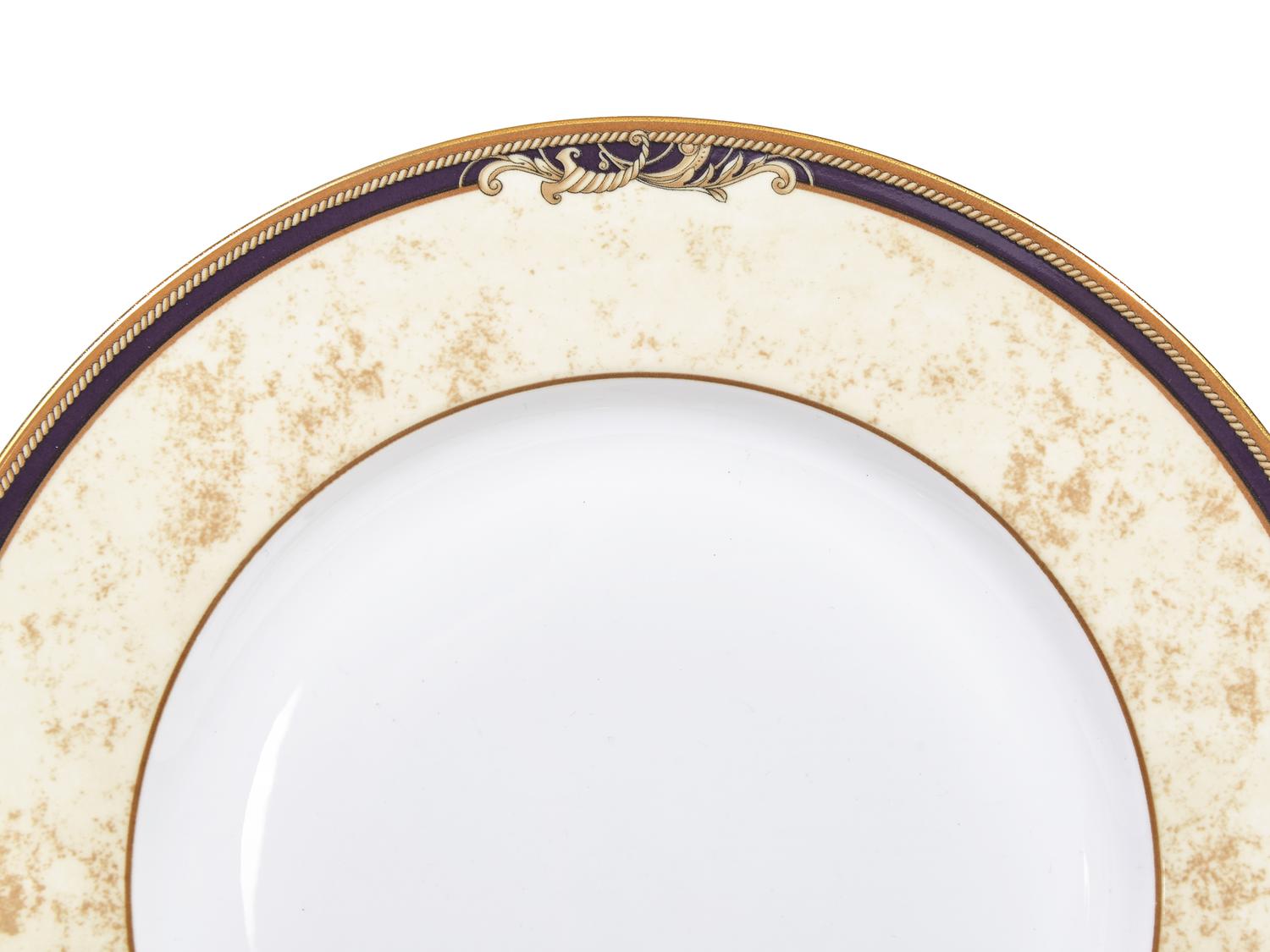 A Wedgwood Cornucopia Porcelain Dinner Service