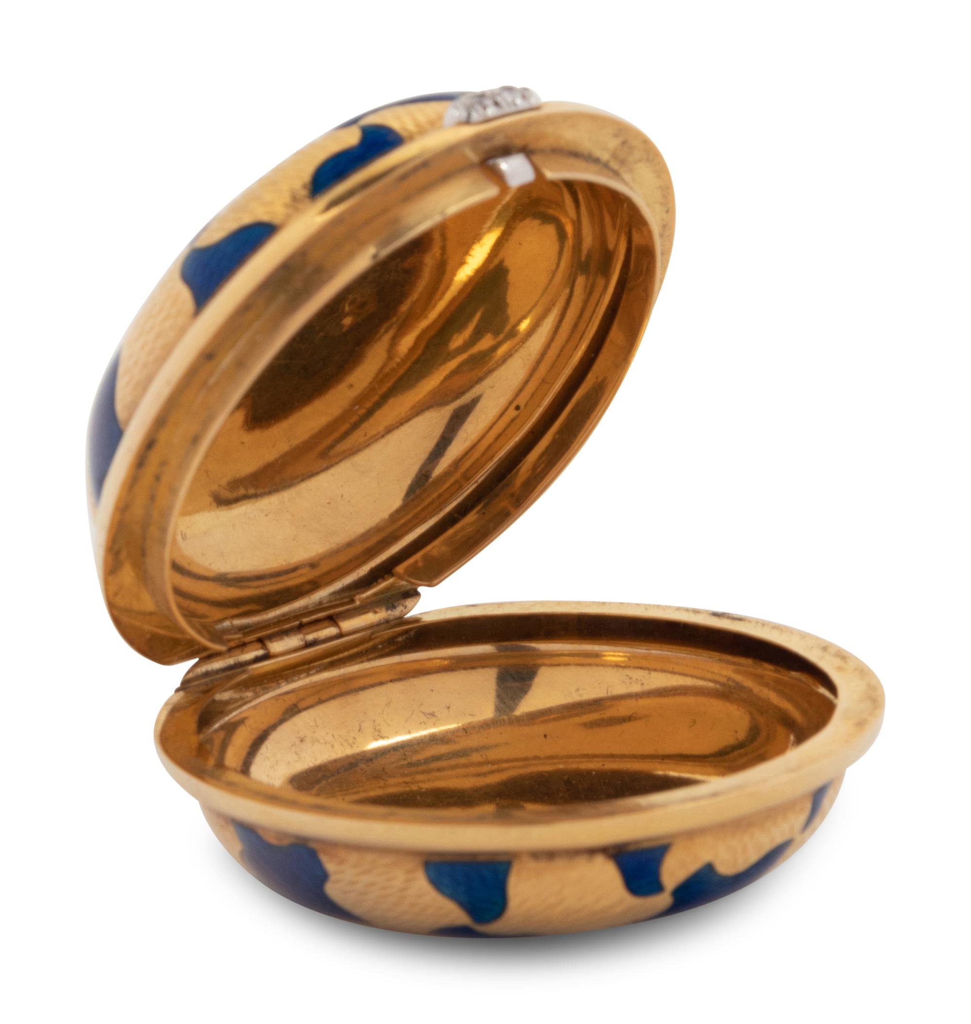 An 18 Karat Gold, Enamel and Diamond-Inset Bonbonnière