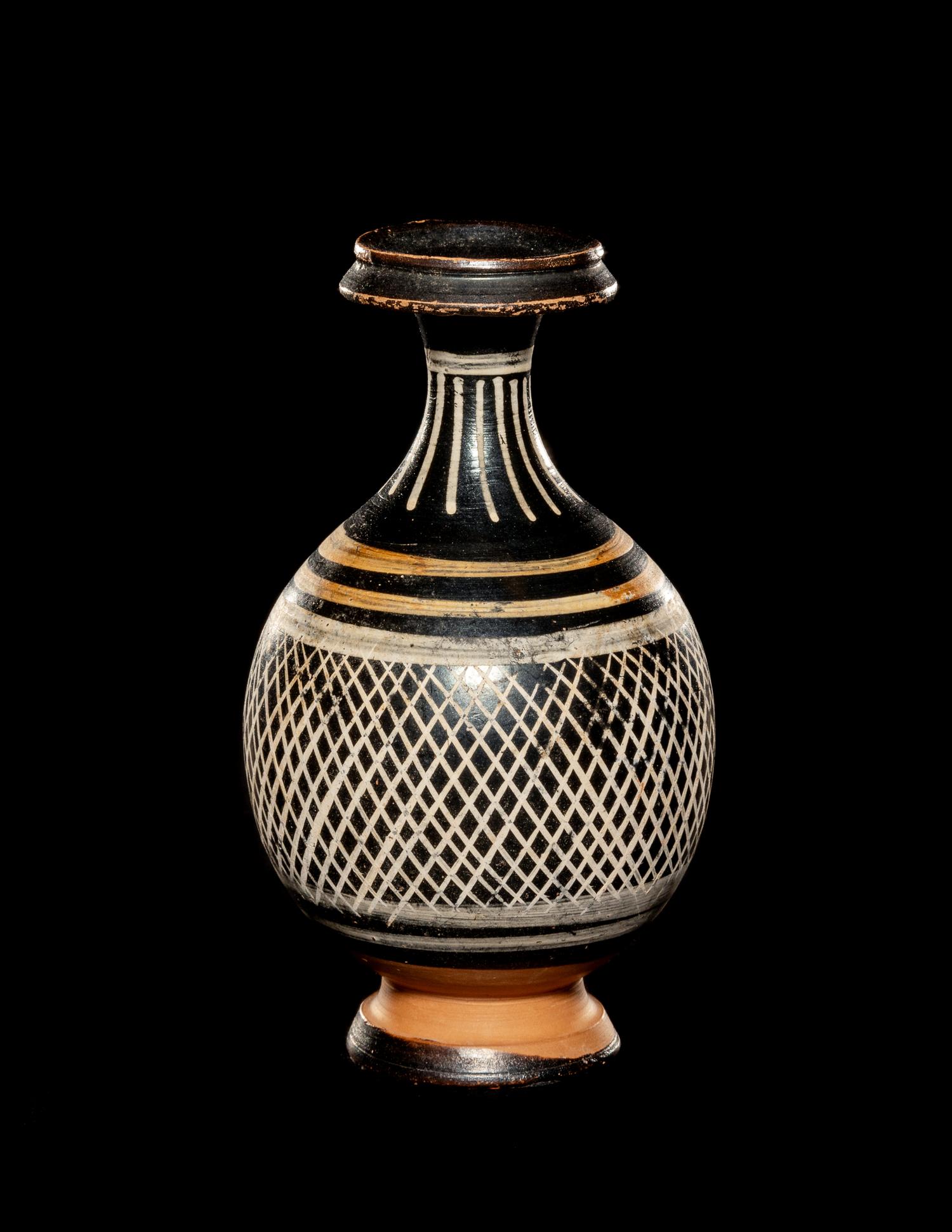 An Apulian Gnathian-Ware Lattice Pattern Bottle