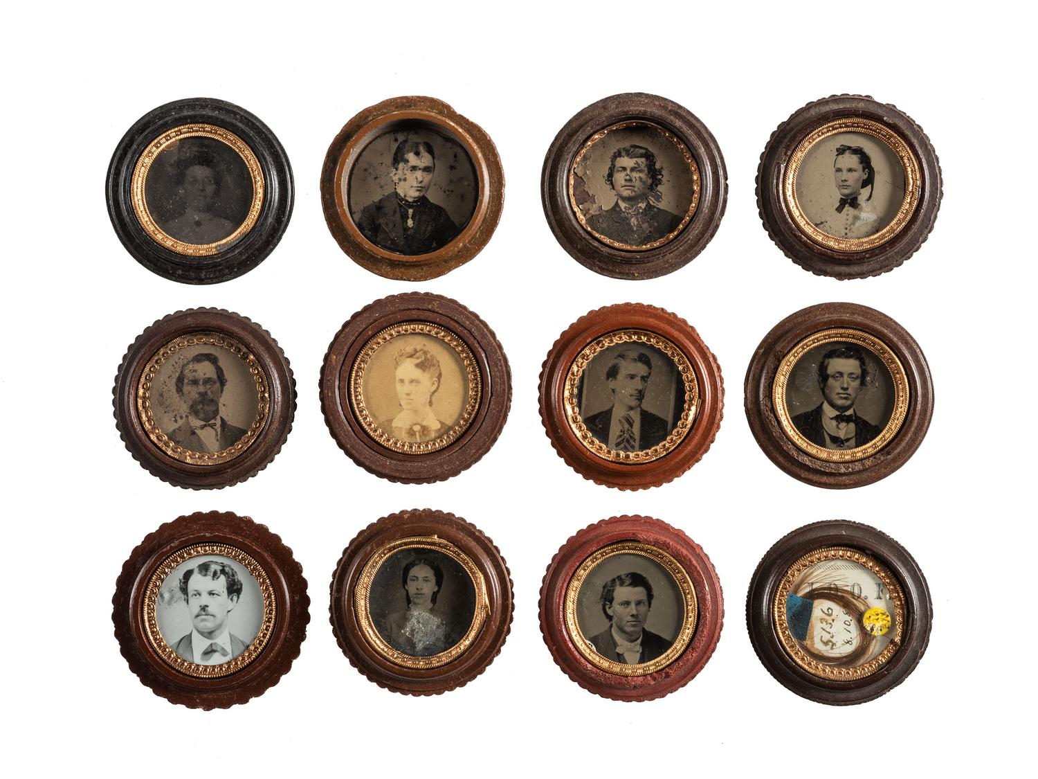 [EARLY PHOTOGRAPHY - UNION CASES]. A large collection of "oreo" cases and spare parts, including: