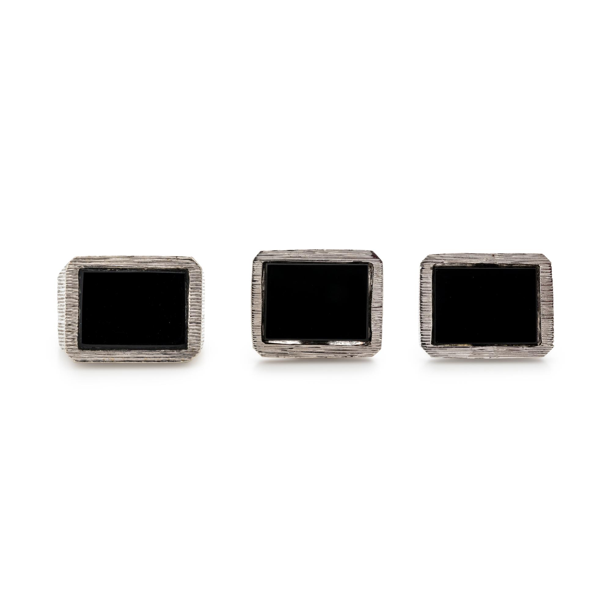 WHITE GOLD AND ONYX SET
