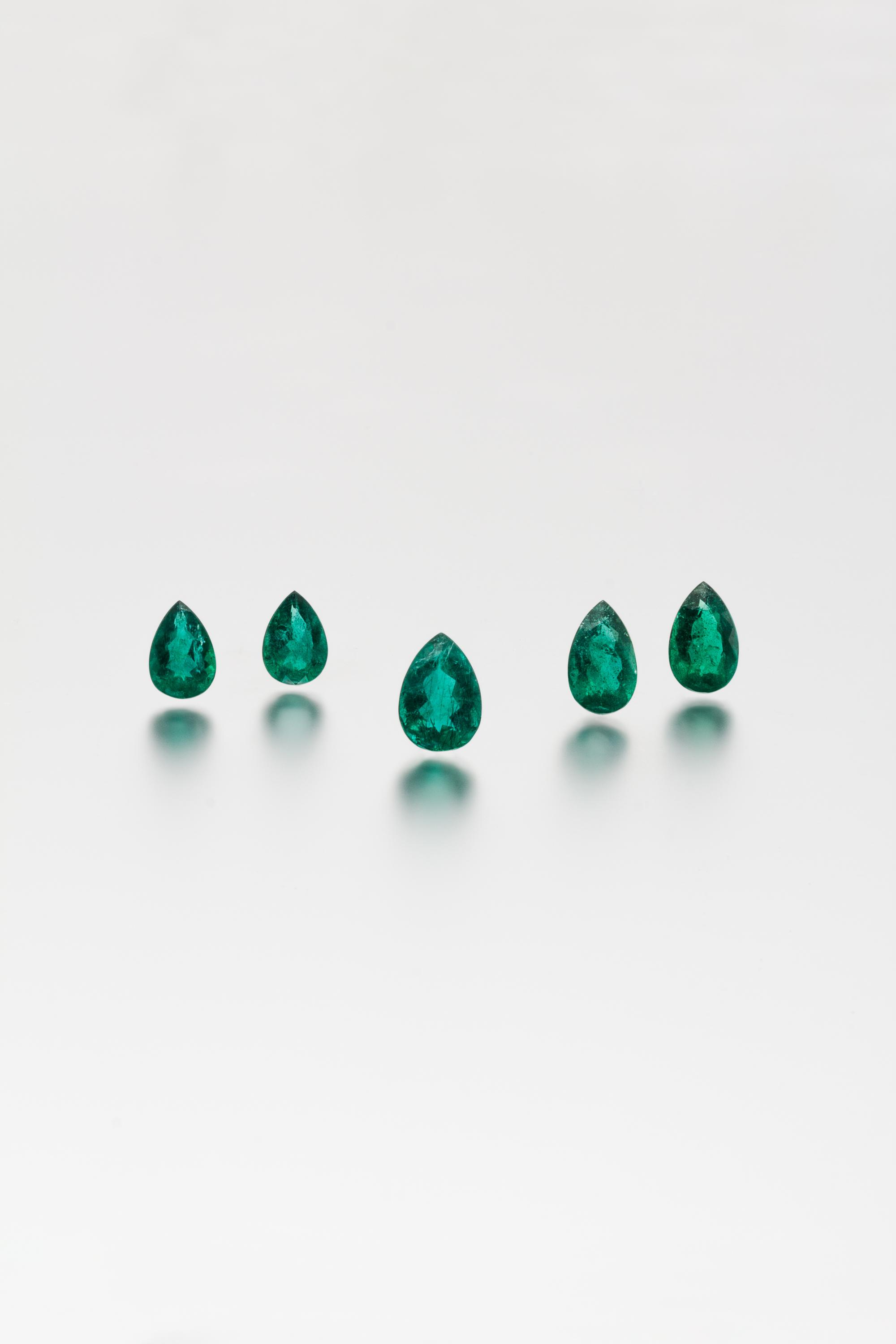 A Collection of Loose Pear Shape Emeralds,
