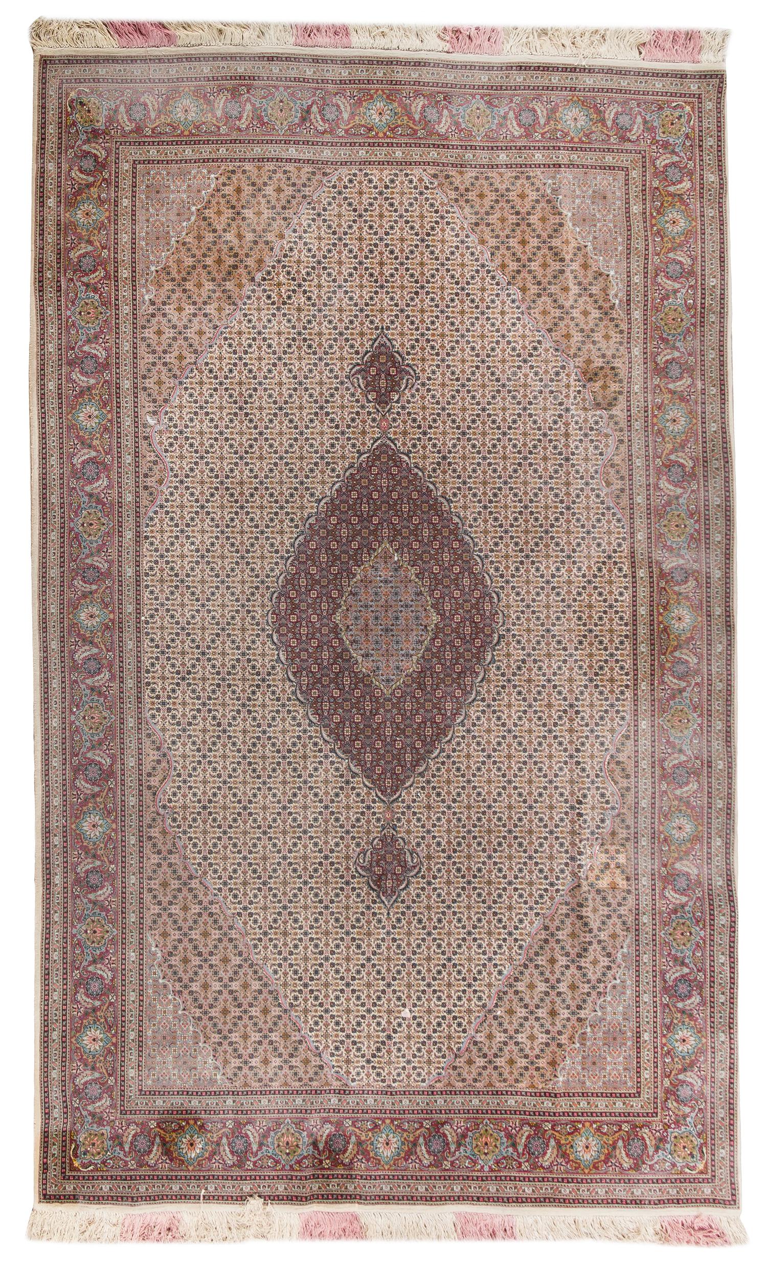 A Tabriz Wool Rug 9 feet 3 inches x 6 feet. — SECOND HALF 20TH CENTURY