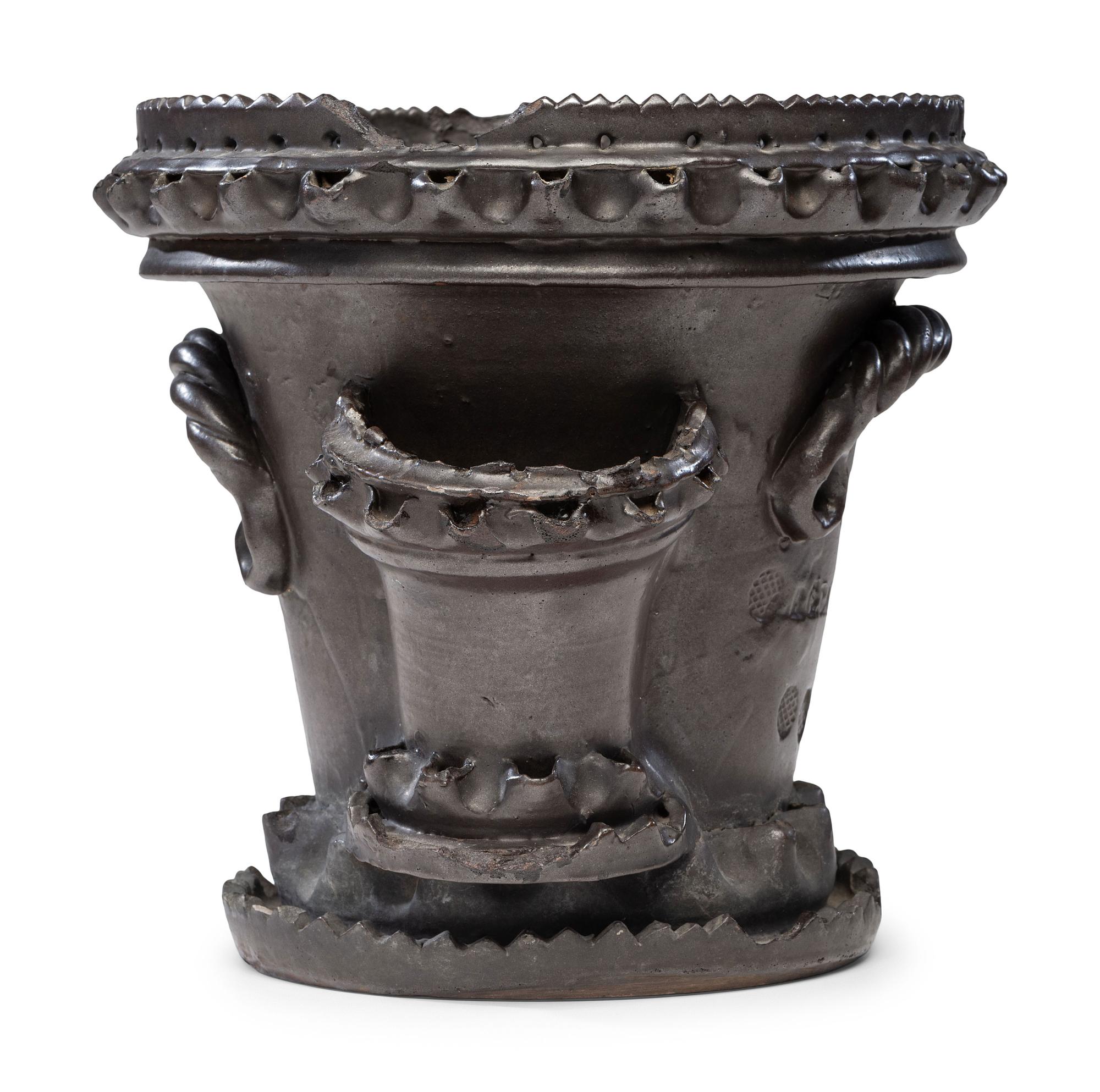 An Albany Glaze Stoneware Flower Pot