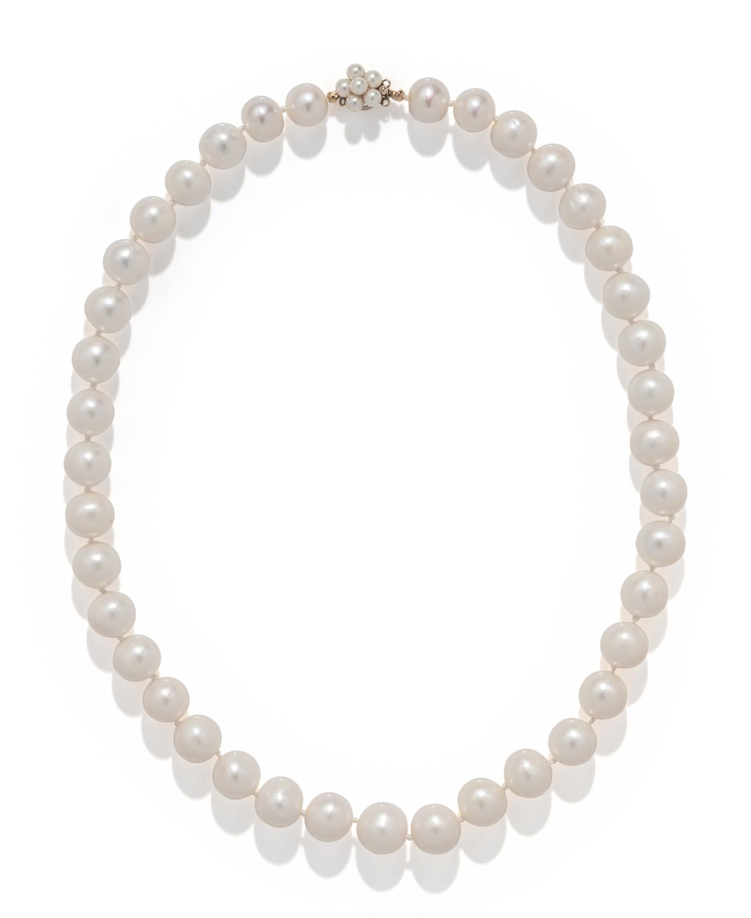 CULTURED SOUTH SEA PEARL NECKLACE