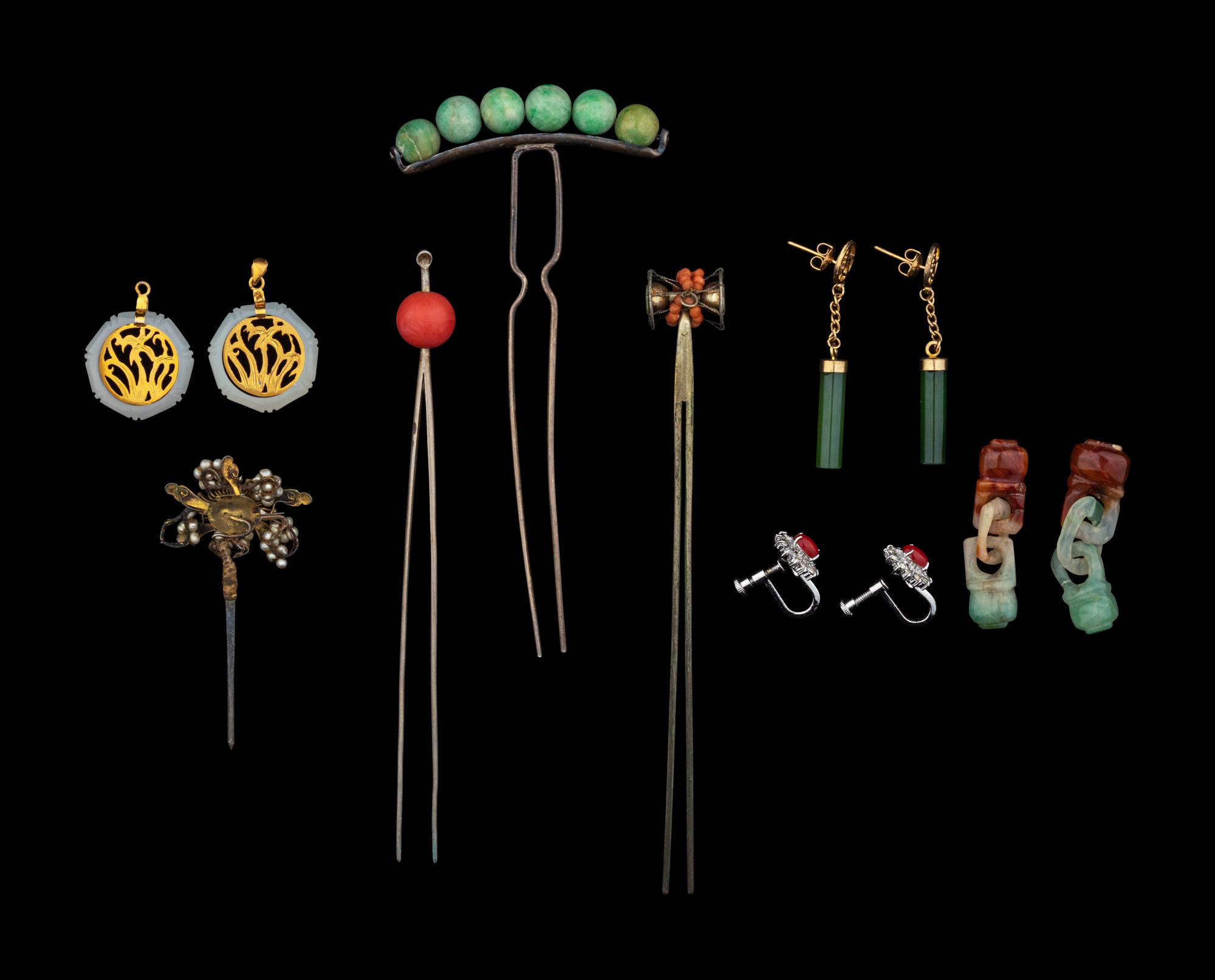 Eight Chinese Jewelry