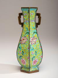 A Chinese Peking Enamel Vase