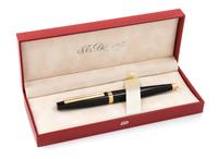 An S.T. Dupont Ellipsis: Composite Noir Fountain Pen