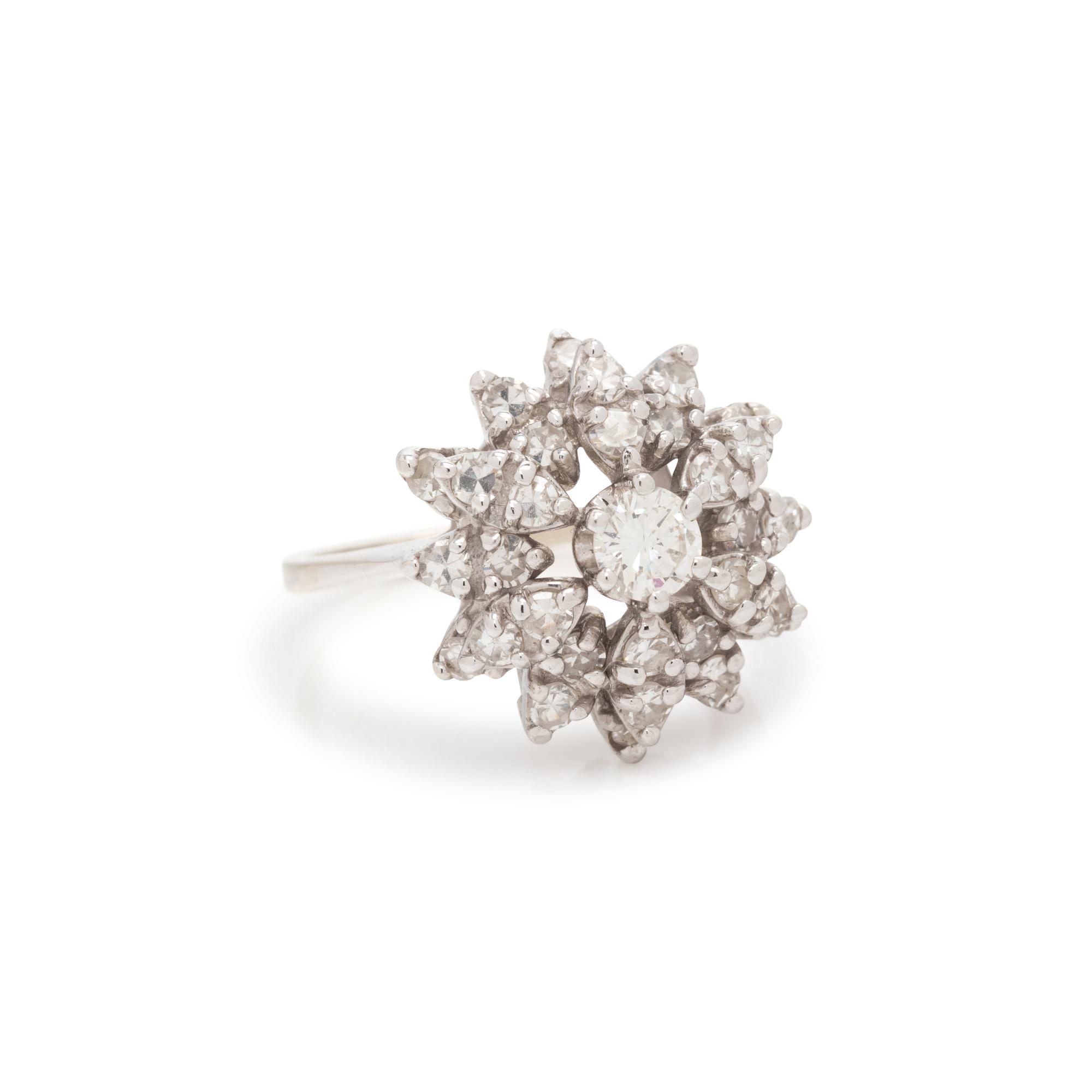 DIAMOND CLUSTER RING