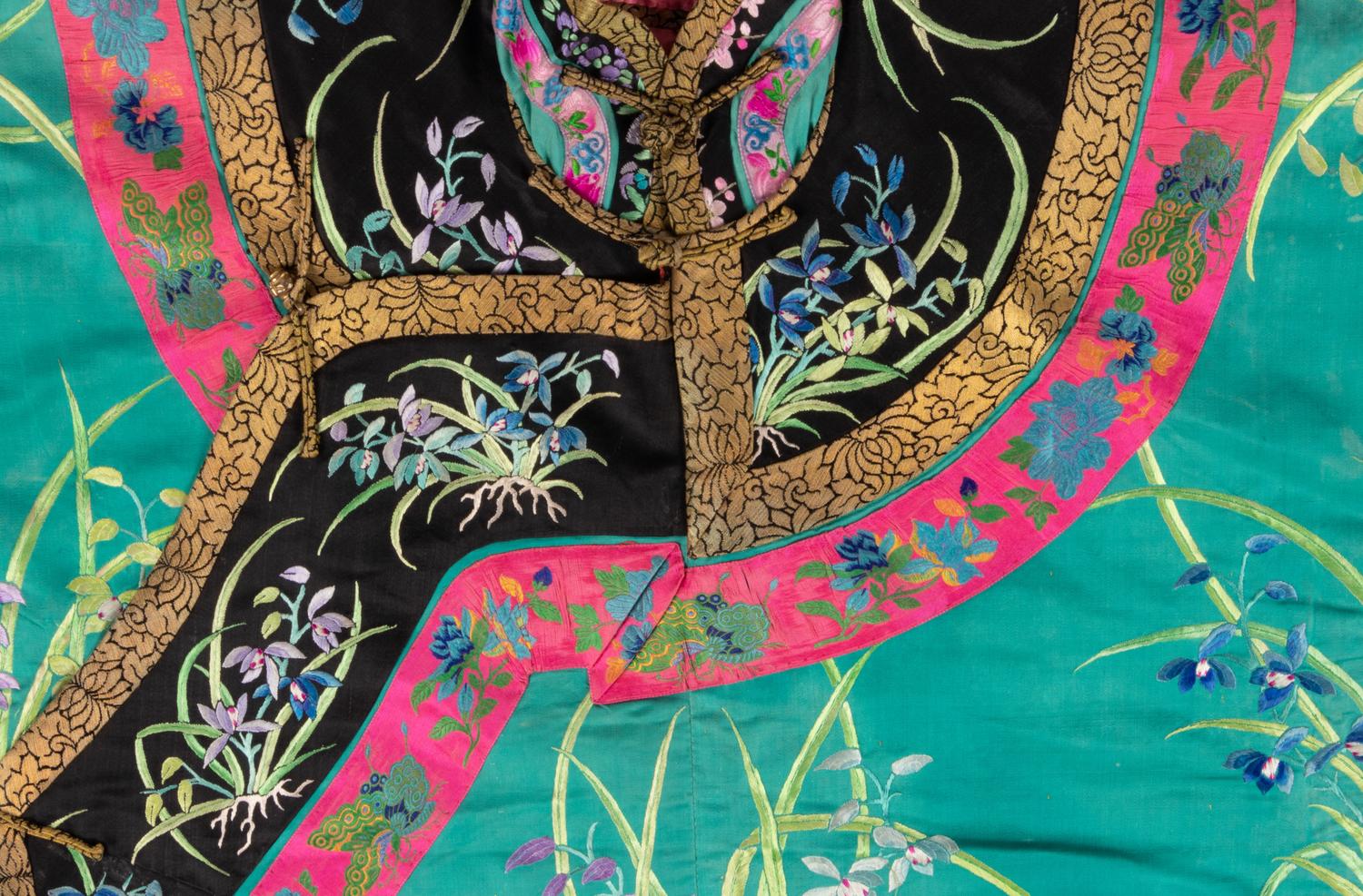 A Embroidered Silk Manchu Lady's Informal Robe