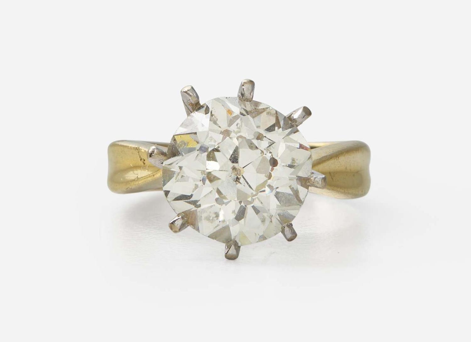 An 18K Yellow Gold and Diamond Ring 4.01 Carat Old Mine-Cut Diamond, GIA Certified