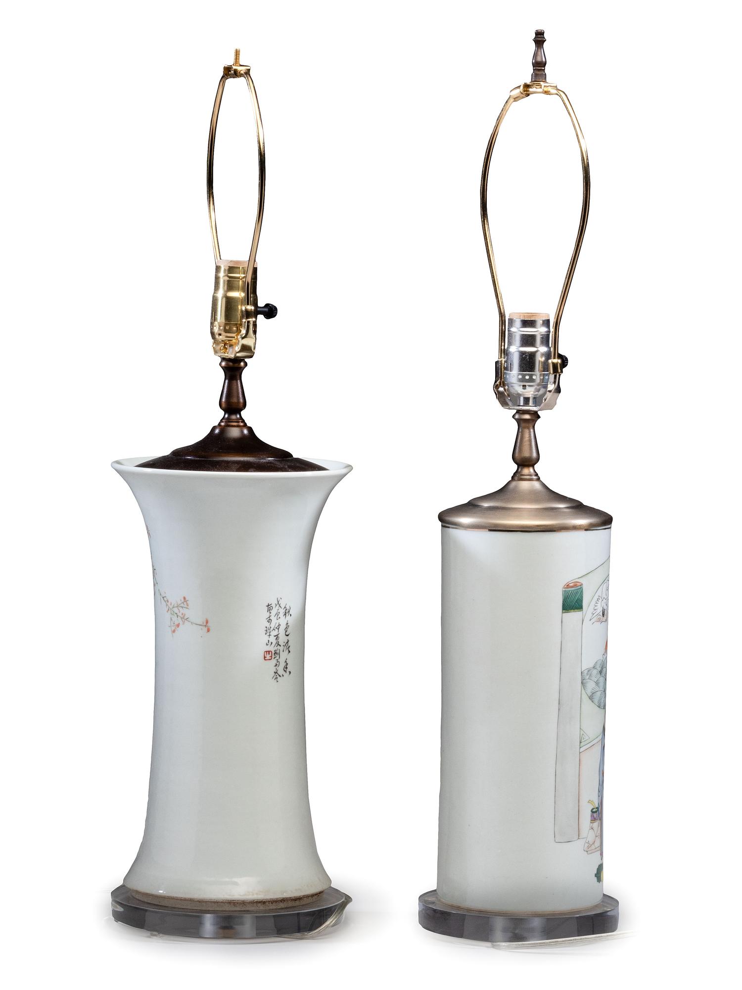 A Pair of Chinese Export Porcelain Vases
