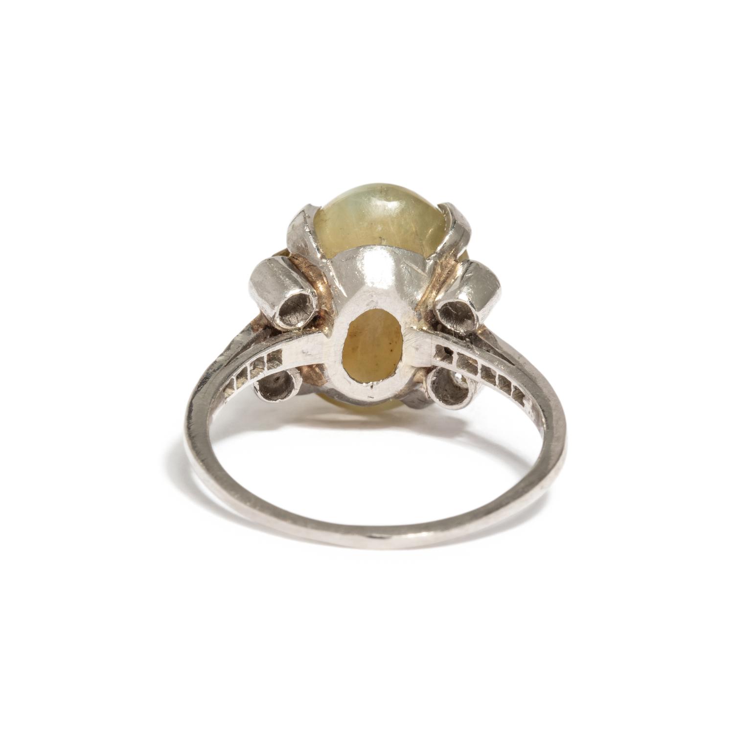 CAT'S EYE CHRYSOBERYL AND DIAMOND RING