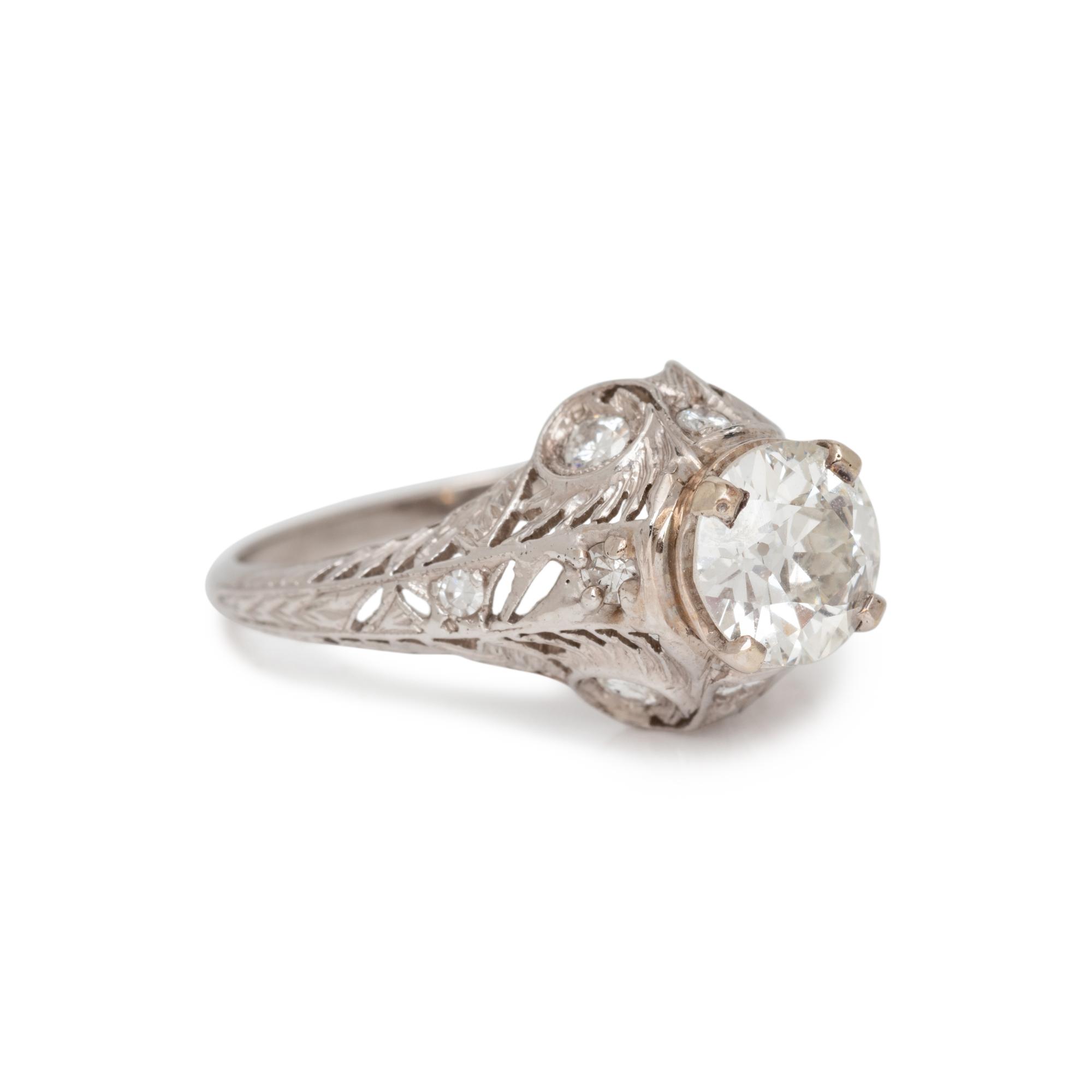 DIAMOND RING