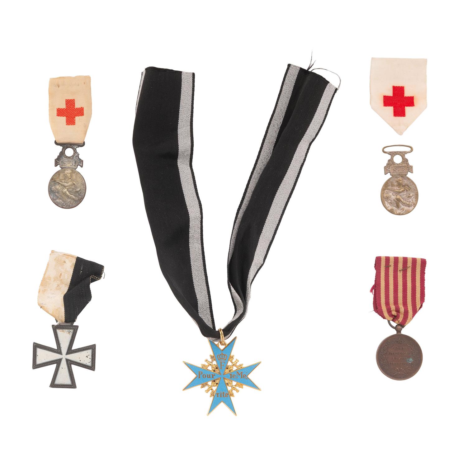 [World War I] 5 European service medals, incl. German Imperial "Pour Le Merite" medal.