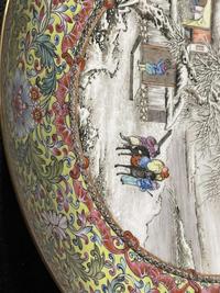 A Chinese enameled eggshell porcelain "Winter Landscape" dish, signed Yu Wenxiang, and a vase 薄胎瓷盘及人物画瓷瓶 20th century ????