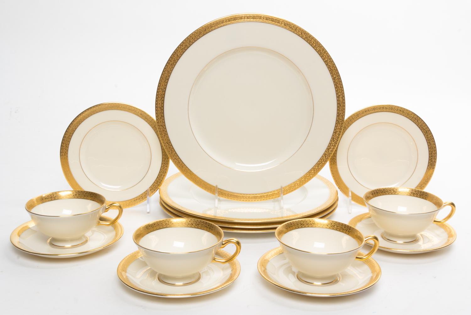 A Lenox Partial Dinner Service Diameter of dinner plate 10 1/2 inches. — 20TH CENTURY
