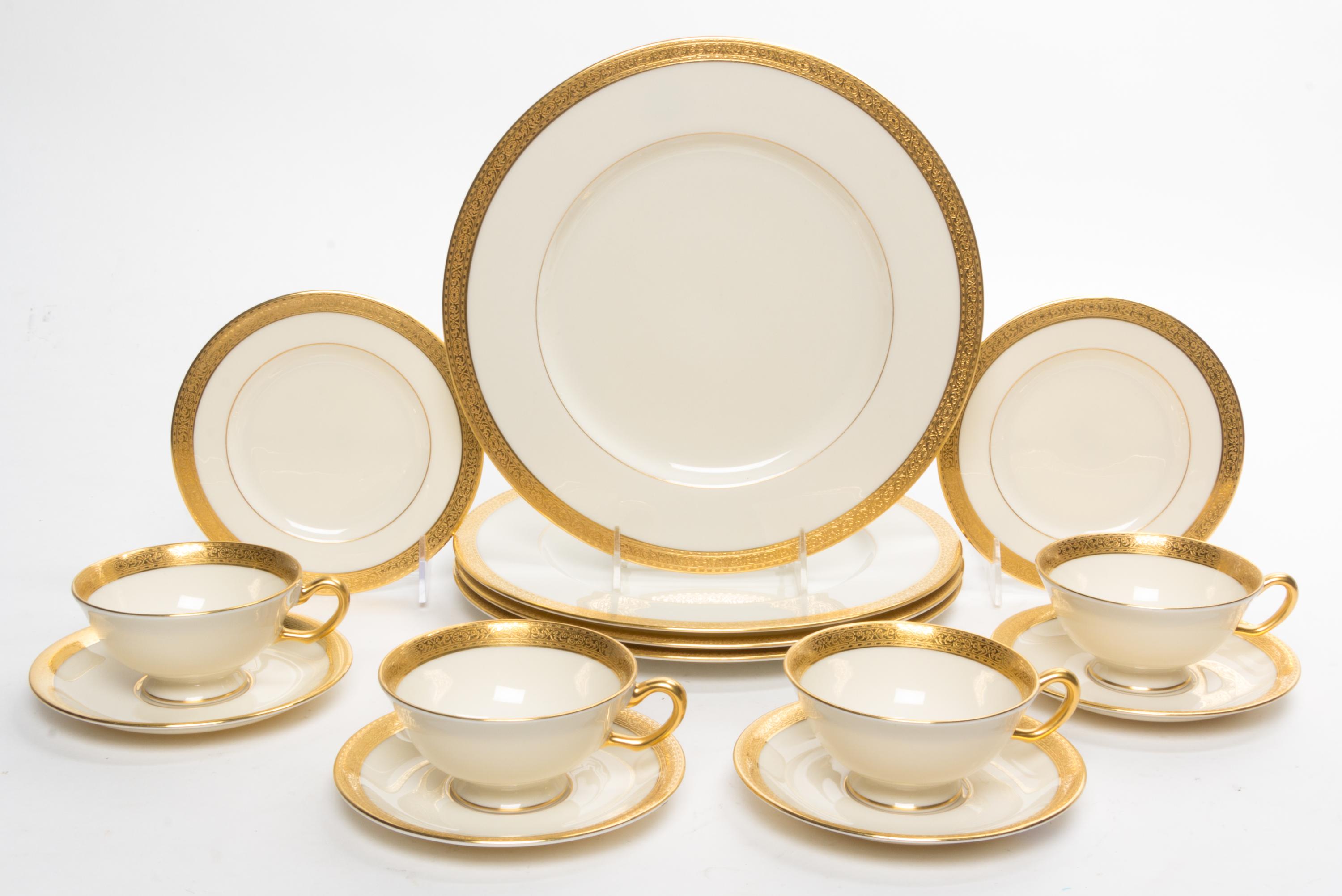 A Lenox Partial Dinner Service Diameter of dinner plate 10 1/2 inches. — 20TH CENTURY