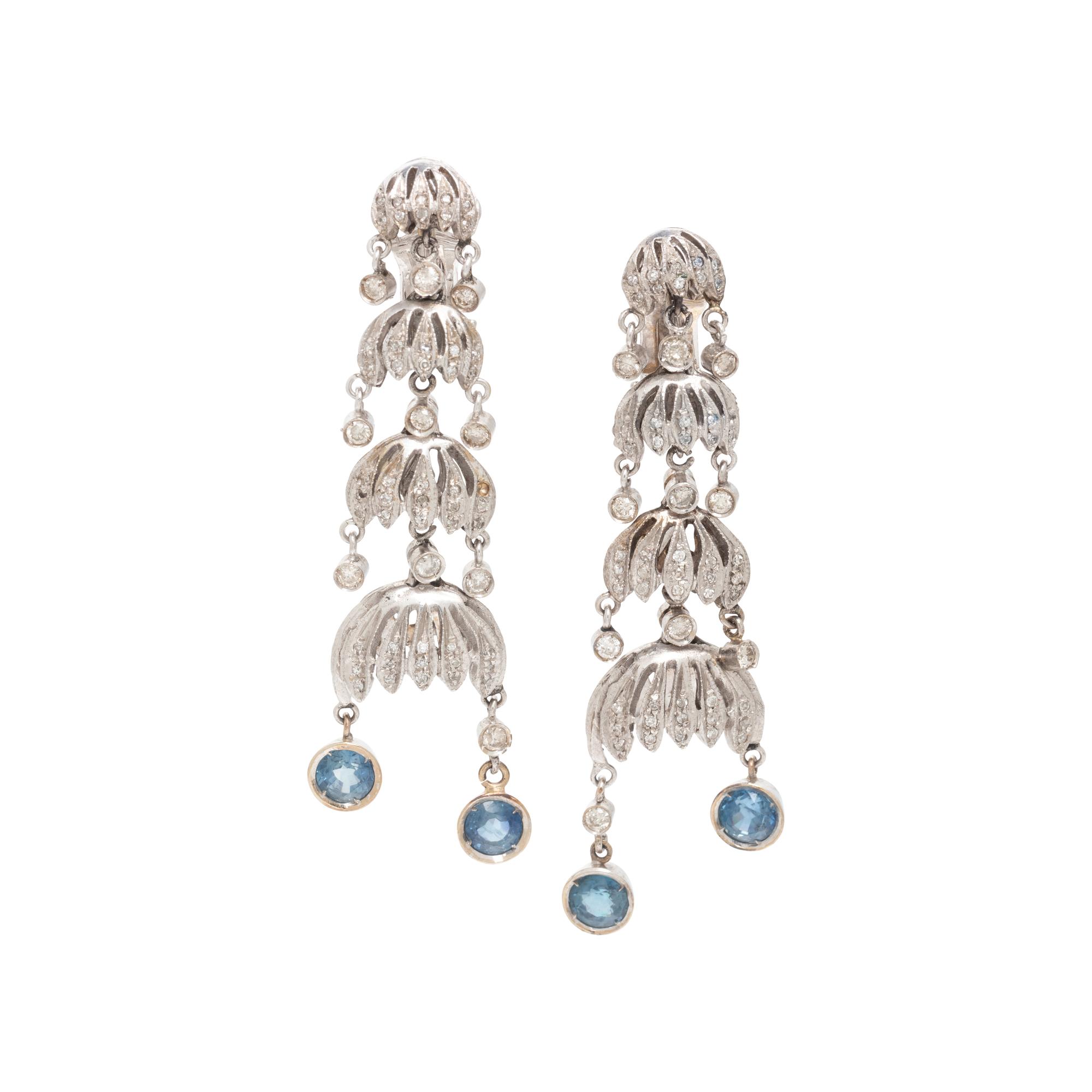 WHITE GOLD, DIAMOND AND SAPPHIRE EARCLIPS