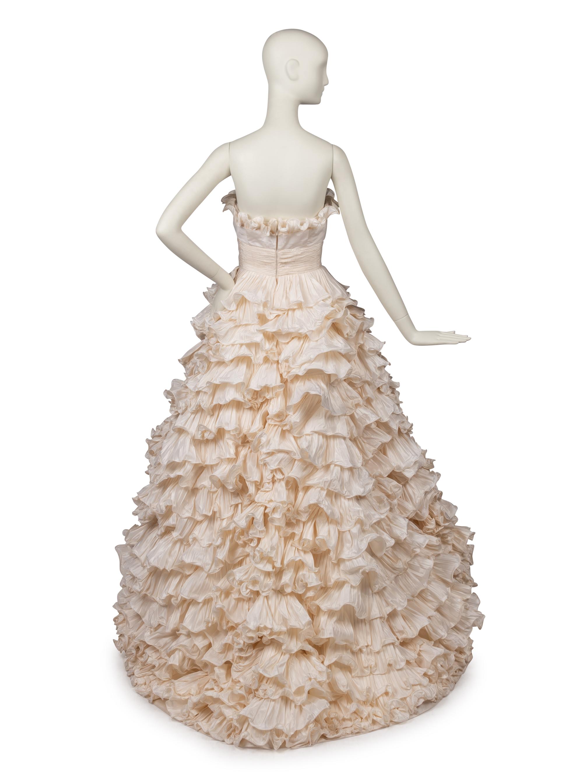Oscar de la Renta Wedding Gown, 2010s