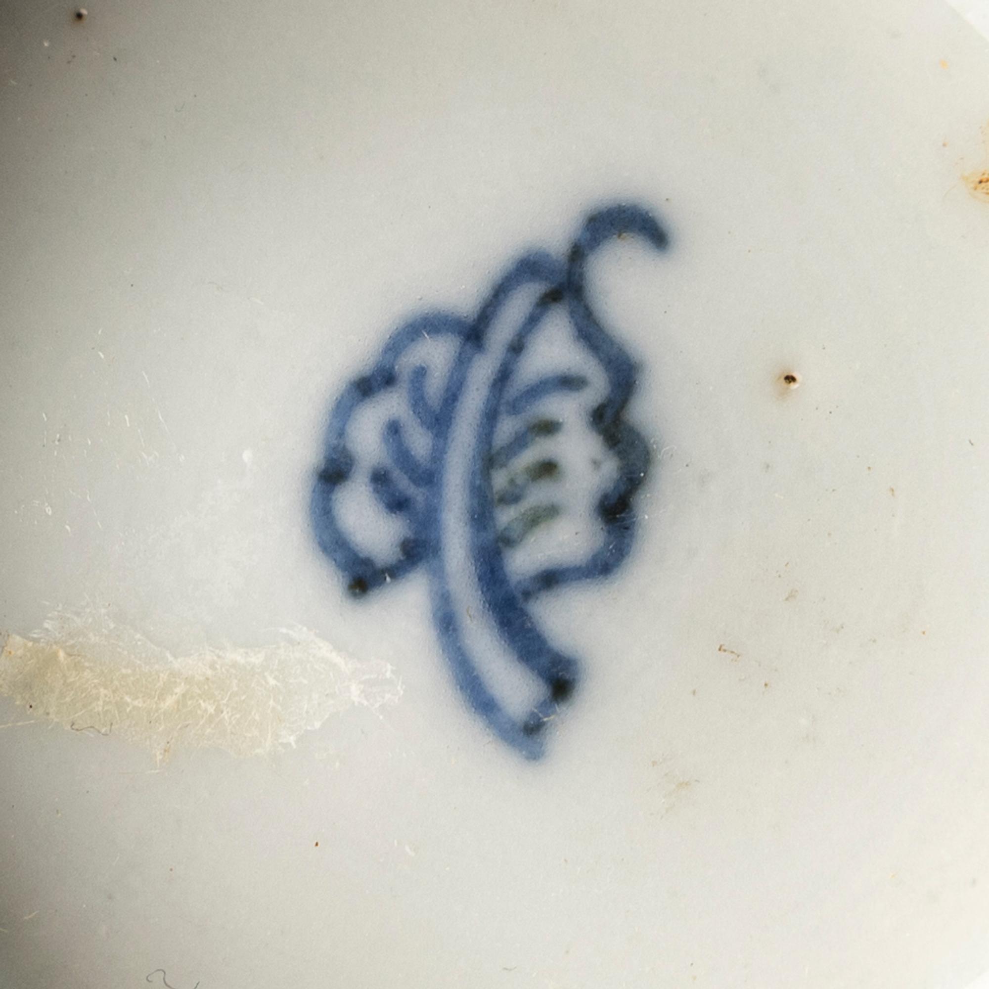 Three Chinese Export Blue and White Porcelain Covered Jars