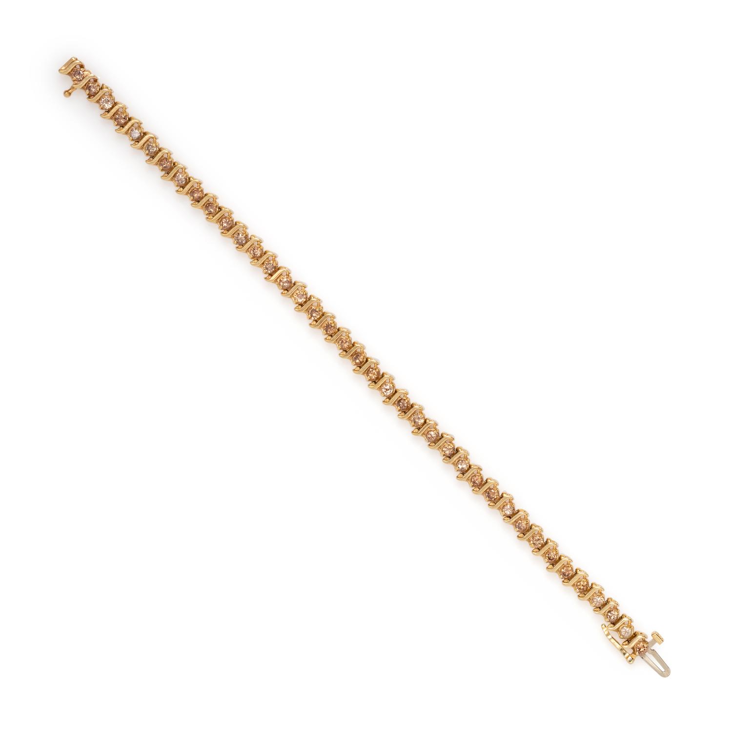 COLORED DIAMOND BRACELET