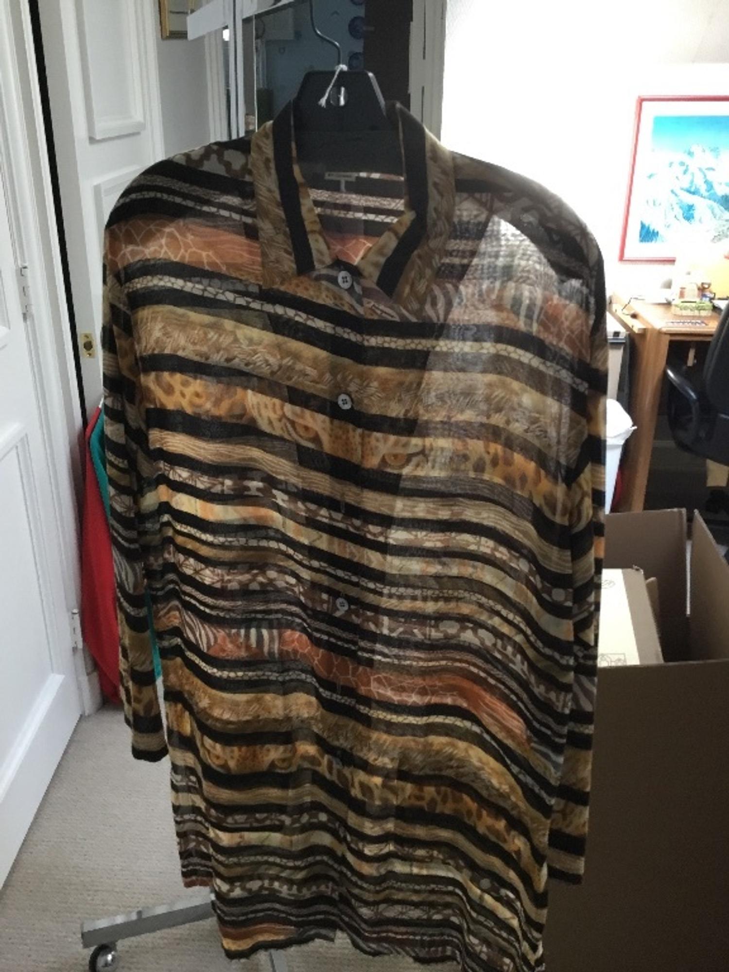 Ferragamo Cotton Tunic, 1990-2000s Size label: Small