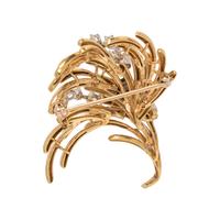 YELLOW GOLD AND DIAMOND BROOCH