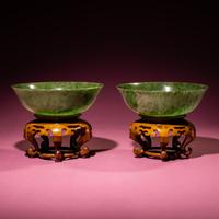 A Pair of Chinese Spinach Jade Bowls, 19th-20th Century — 晚清-民國 碧玉碗一對