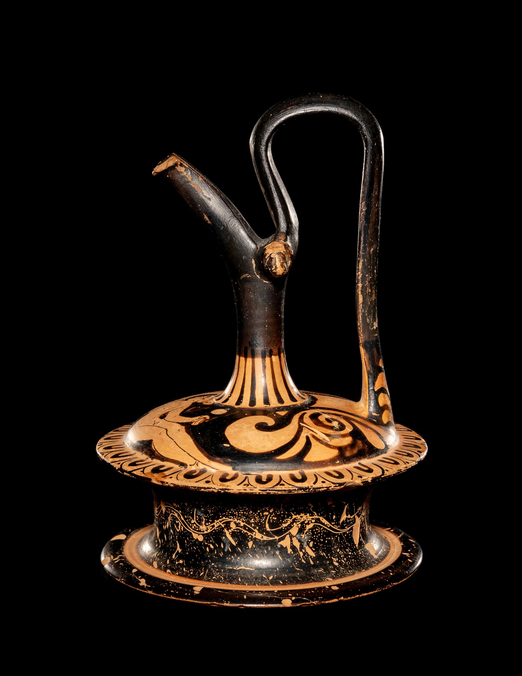 An Apulian Red-Figured Epichysis