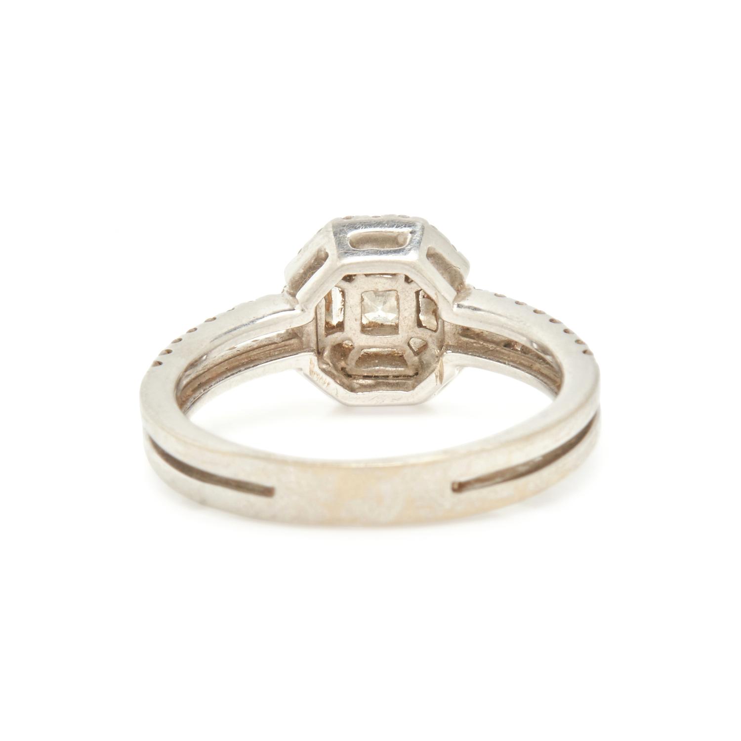 DIAMOND ILLUSION RING